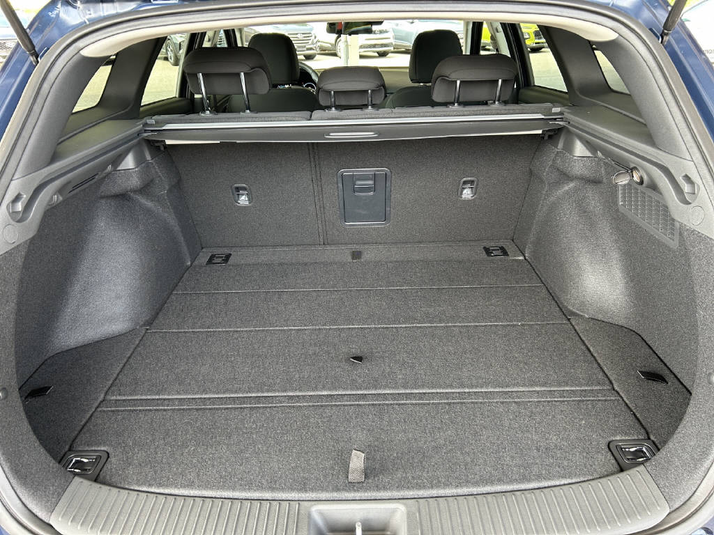 HYUNDAI i30 Wagon 1.5 T-GDi Amplia-image-10