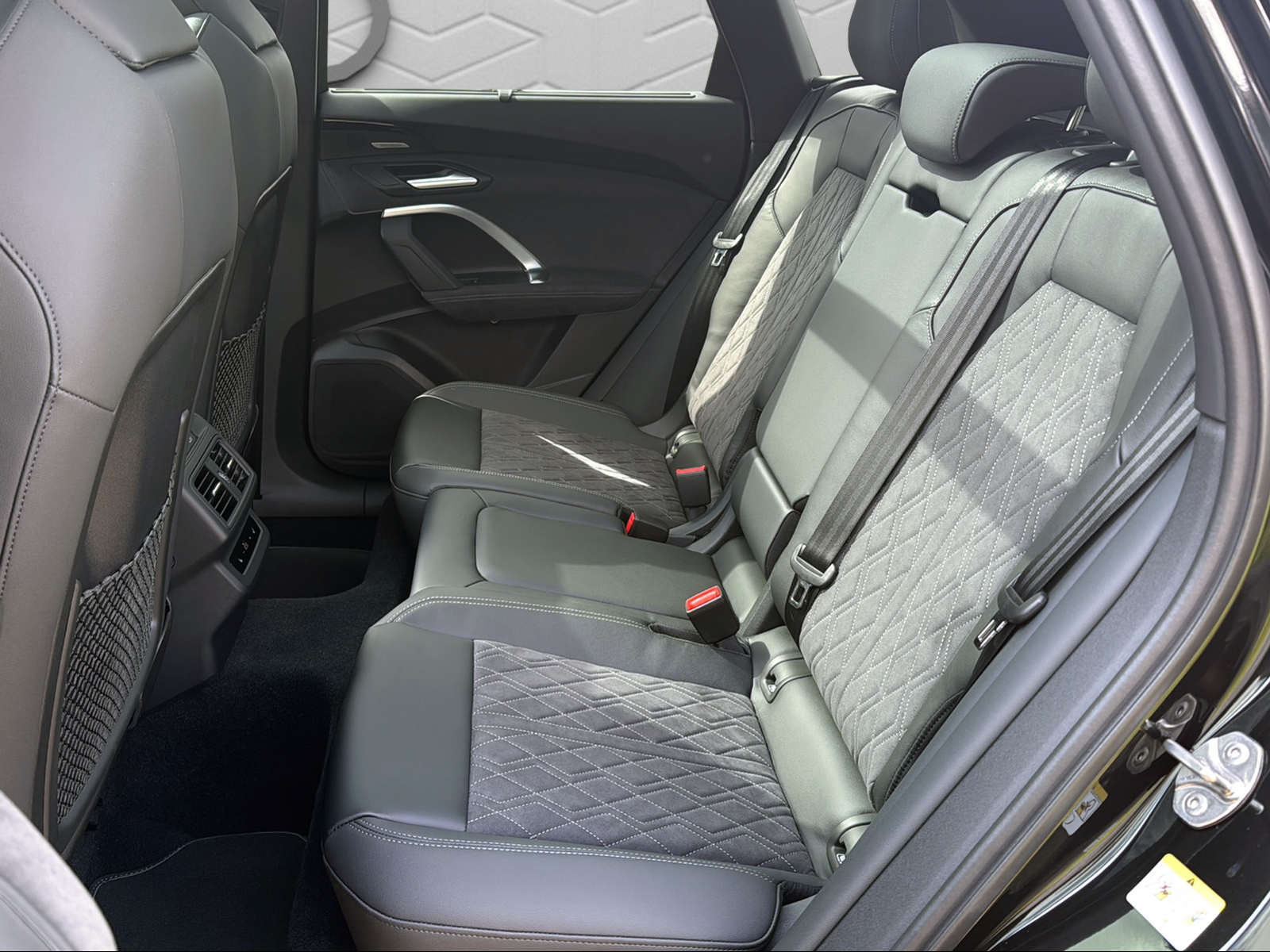 AUDI Q5 TDI quattro 150 kW S-tronic-image-12