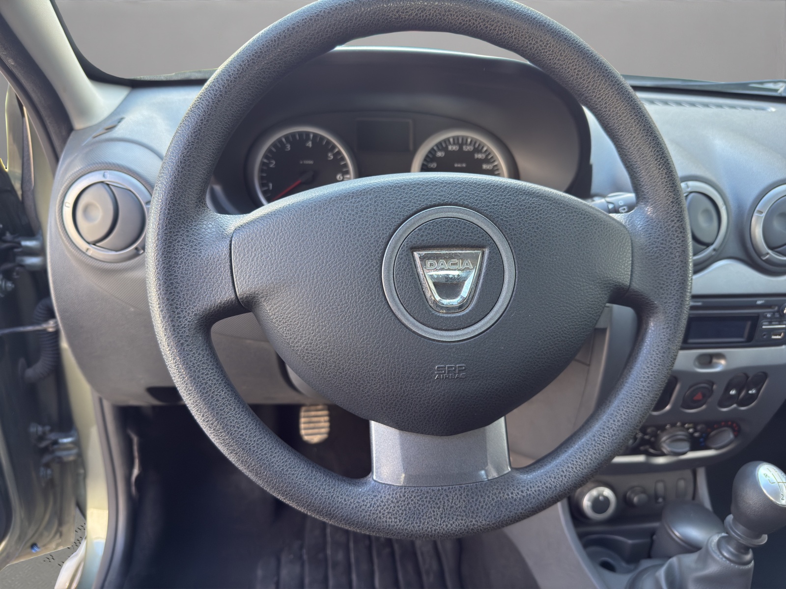 DACIA Duster 1.6 4x4-image-9