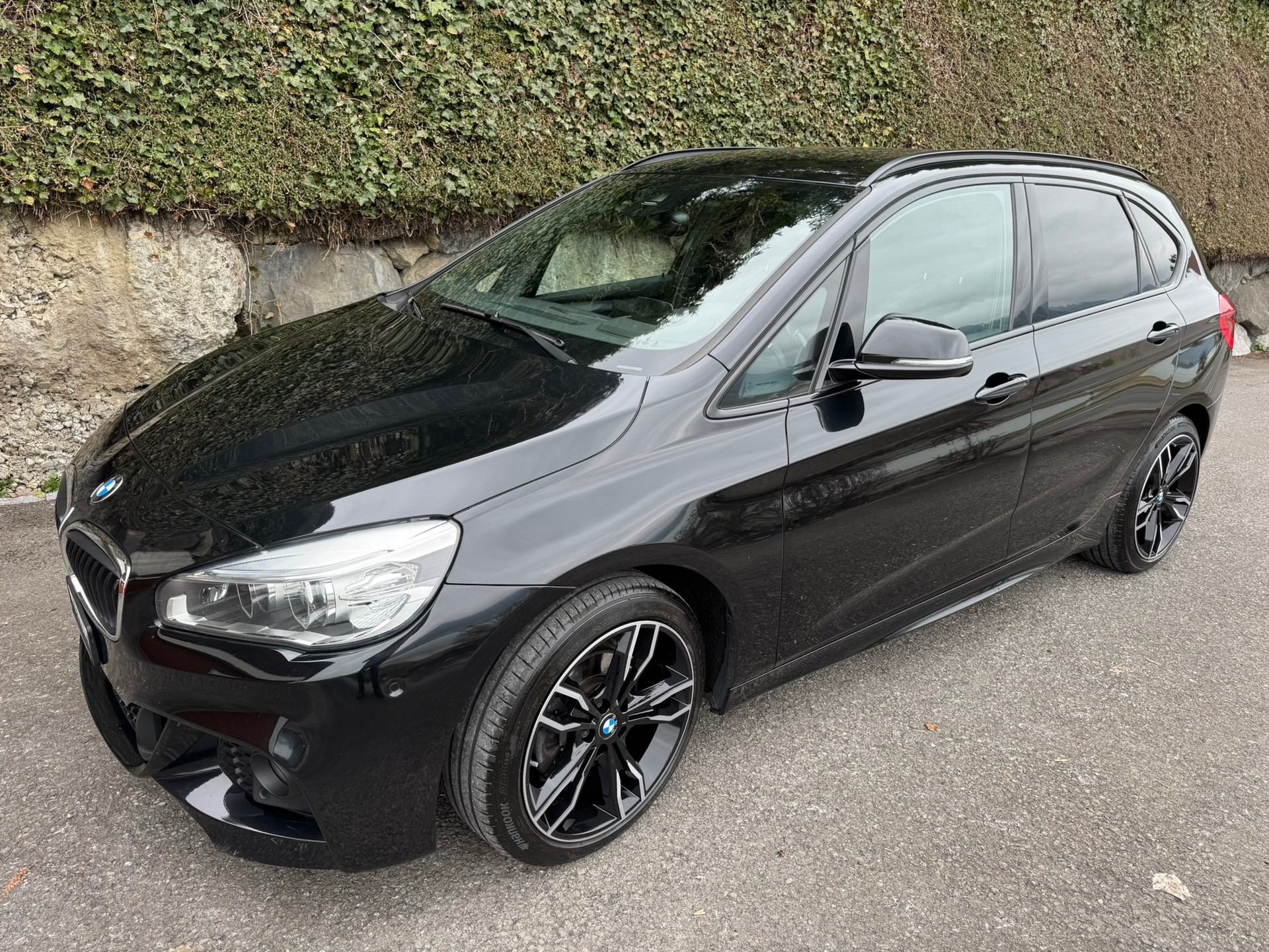 BMW 218d xDrive Active Tourer Luxury Line M-Sport Steptronic-image-18