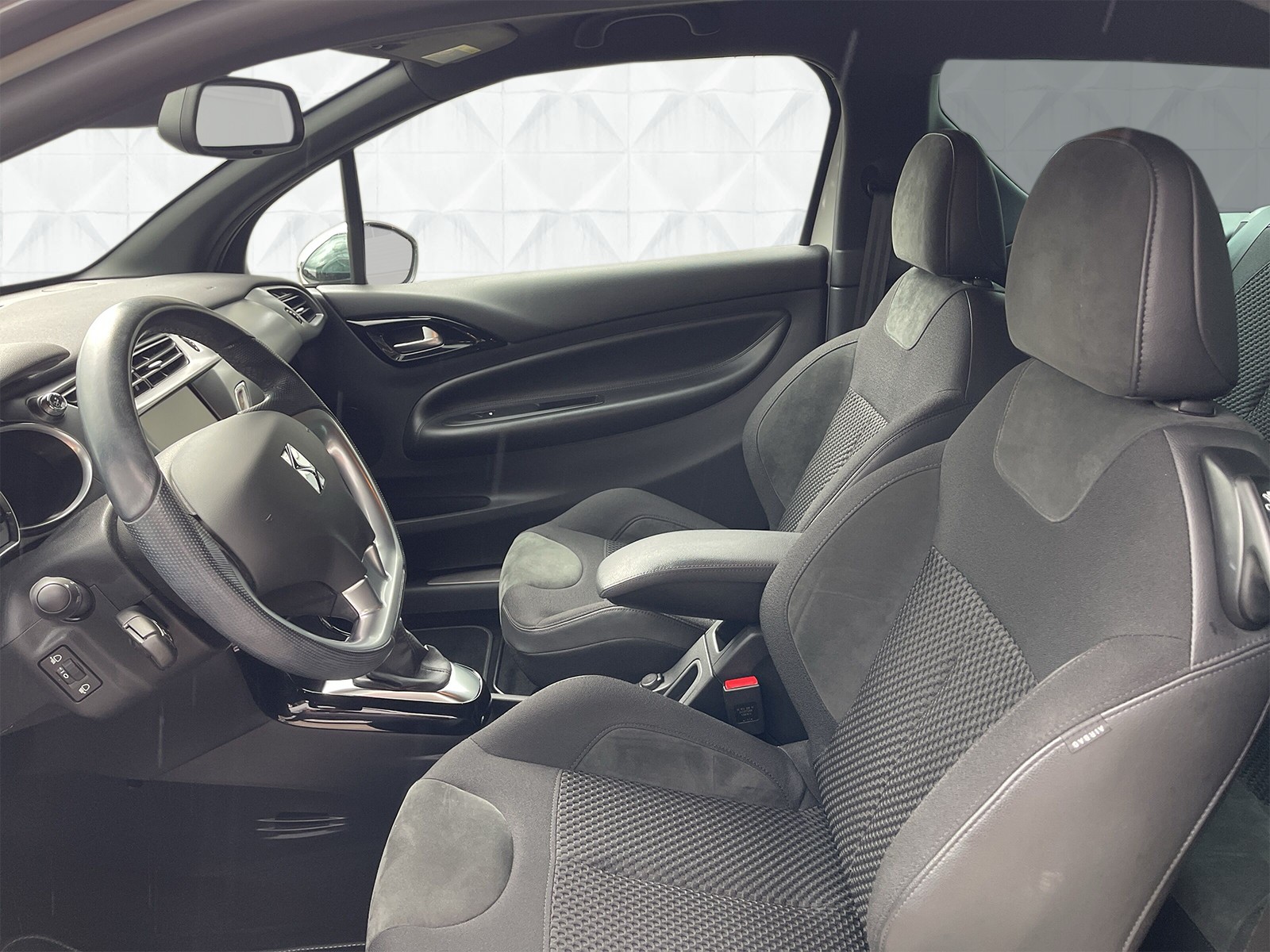 DS AUTOMOBILES DS3 1.6 THP SO Irresist.-image-7