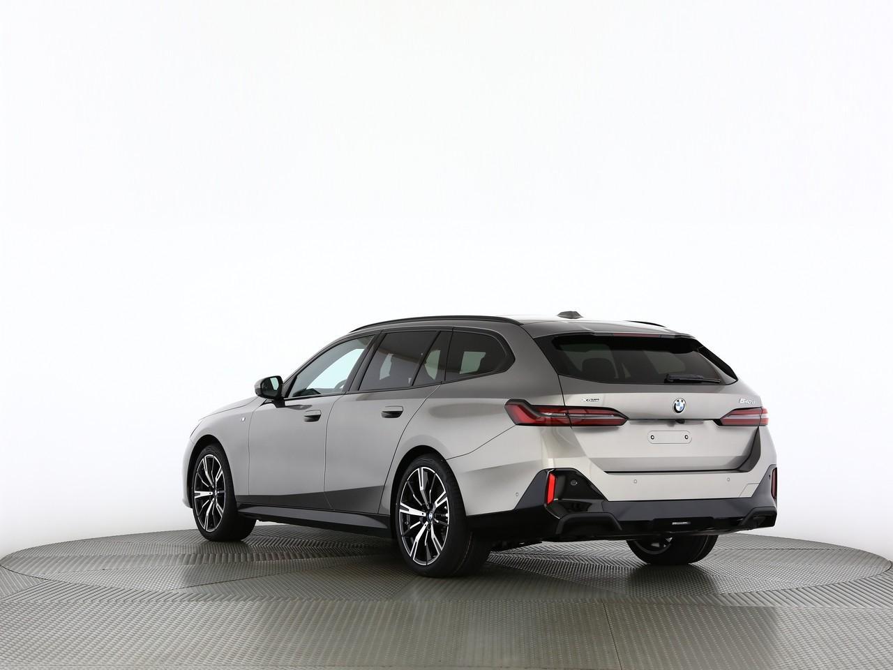 BMW 540d xDrive Touring M Sport Pro-image-9