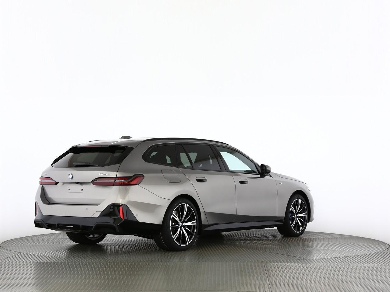 BMW 540d xDrive Touring M Sport Pro-image-13