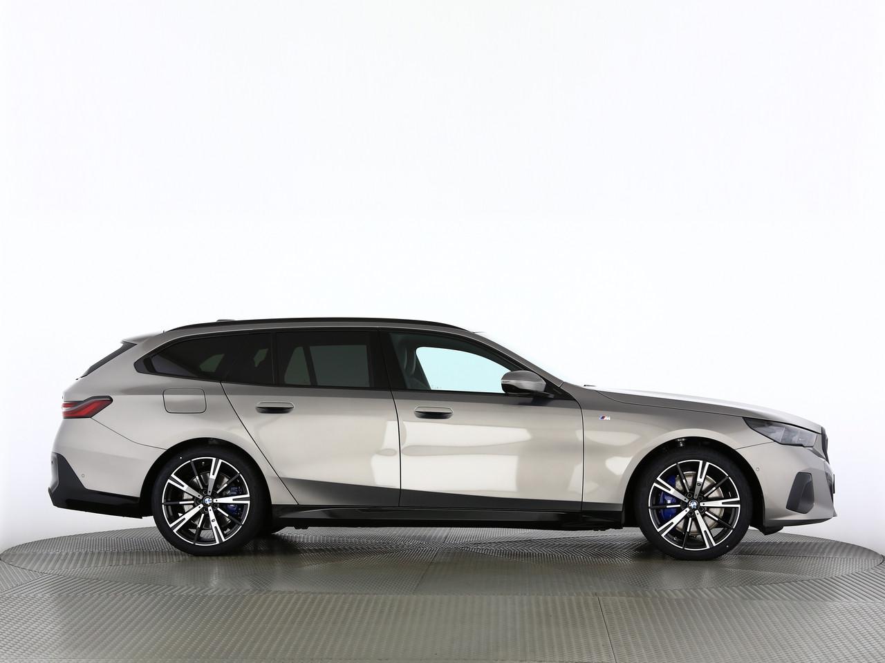 BMW 540d xDrive Touring M Sport Pro-image-15