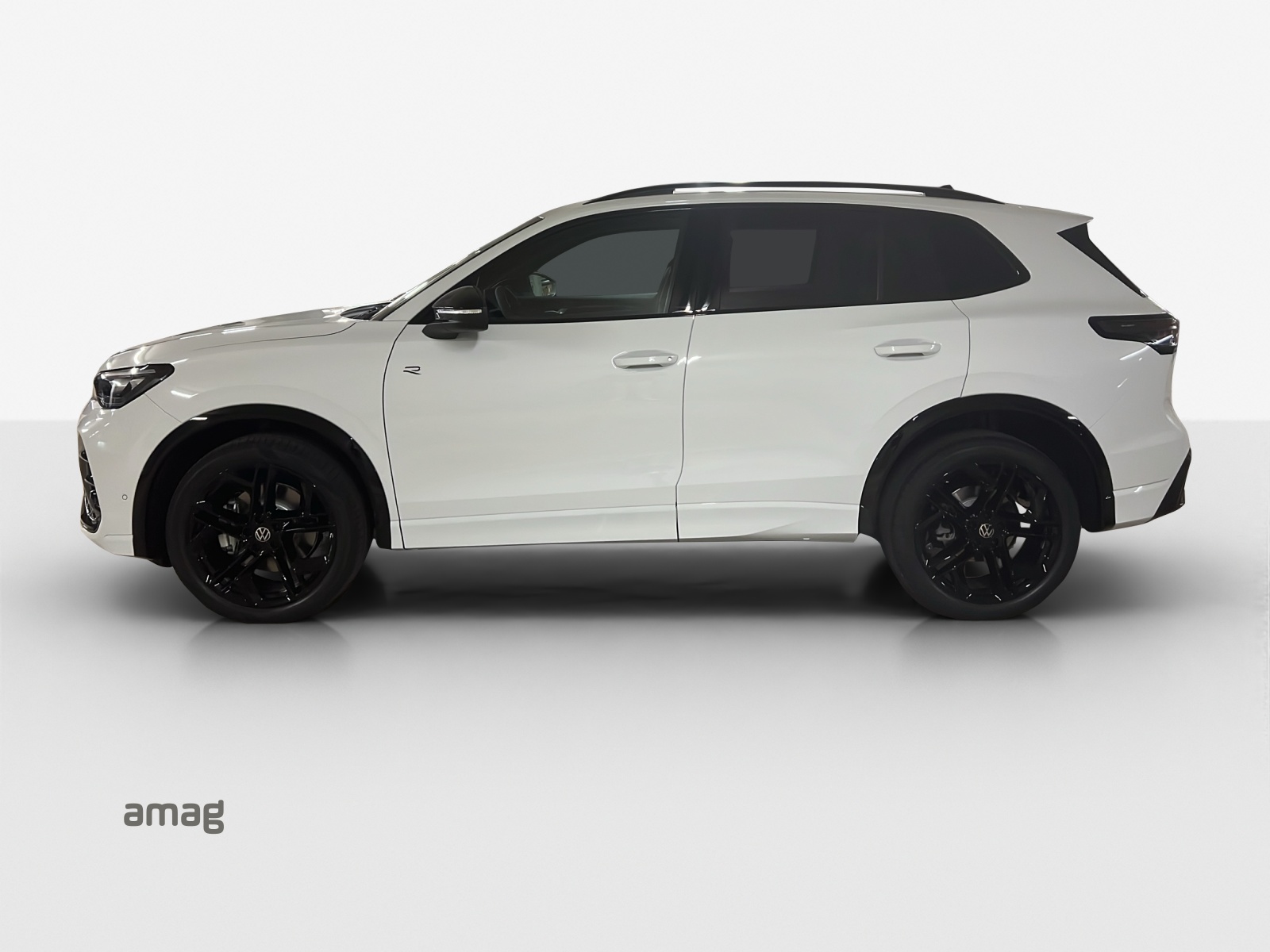 VW Tiguan 2.0 TSI DSG R-Line 4Motion-image-1