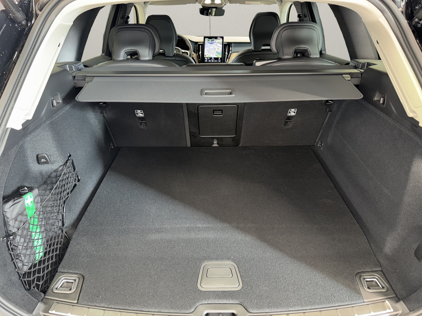 VOLVO XC60 2.0 T8 TE Ultra Bright eAWD-image-12