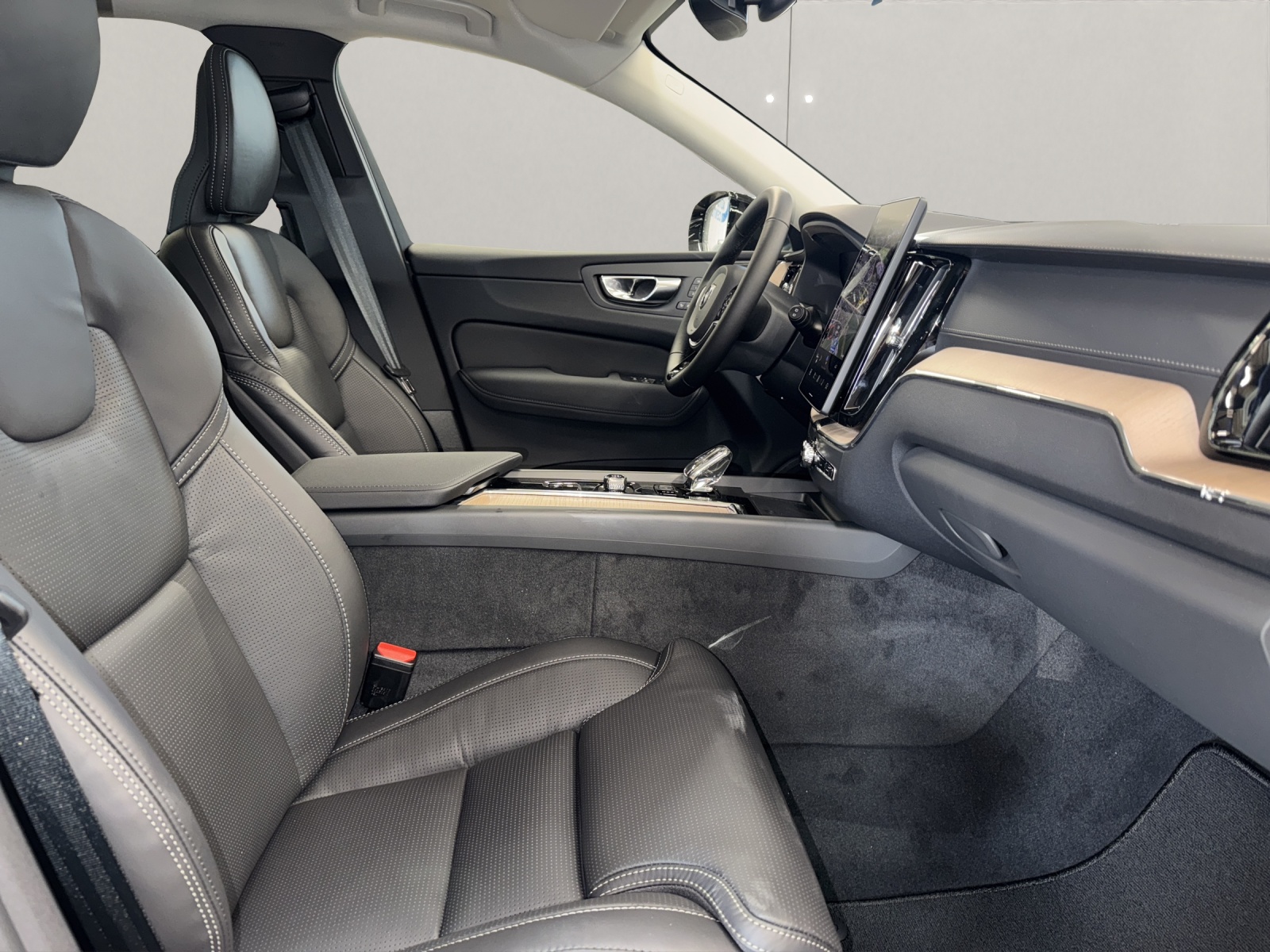 VOLVO XC60 2.0 T8 TE Ultra Bright eAWD-image-8