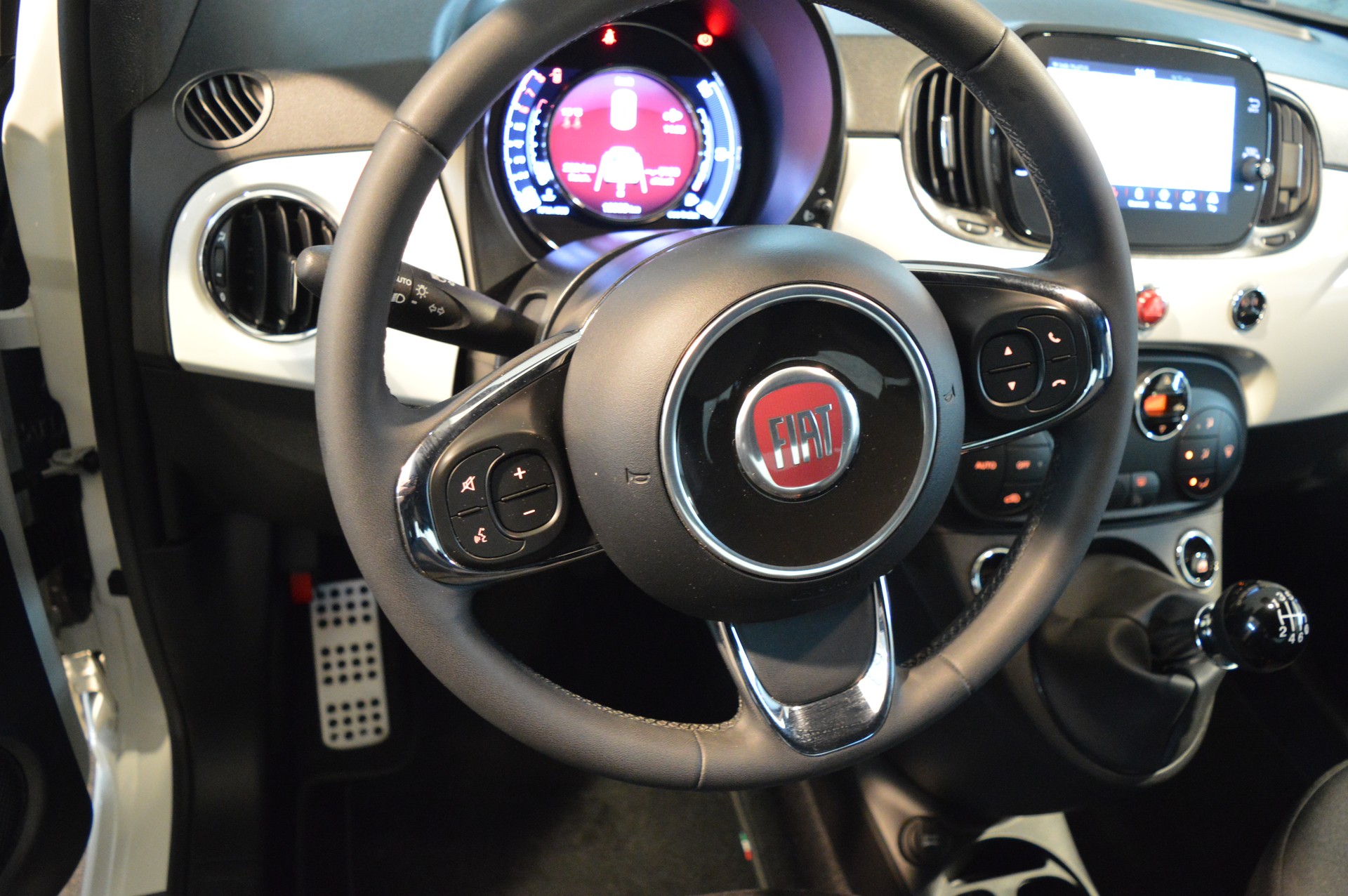 FIAT 500 1.0 N3 MildHybrid Swiss Edition-image-15