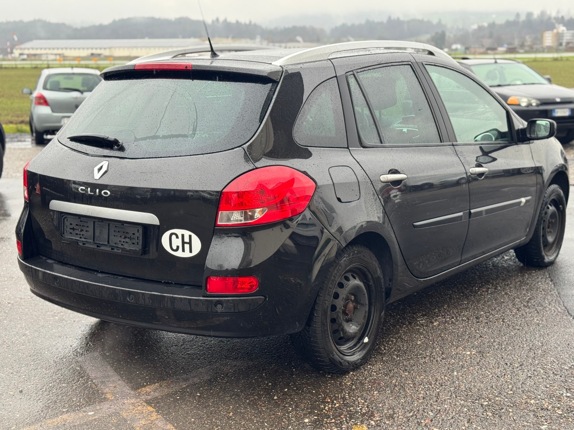 RENAULT Clio Grandtour 1.6 16V Dynamique-image-4