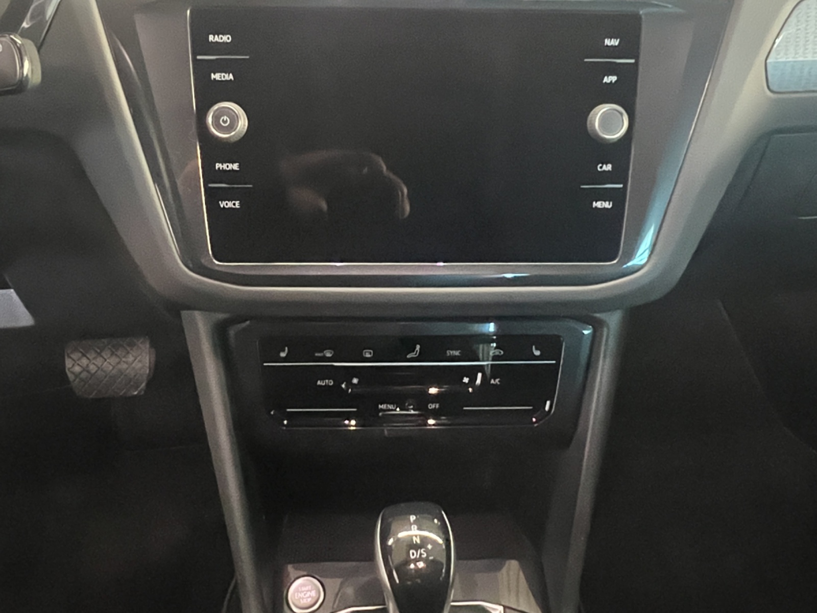 VW Tiguan 2.0TSI Life 4Motion DSG-image-10