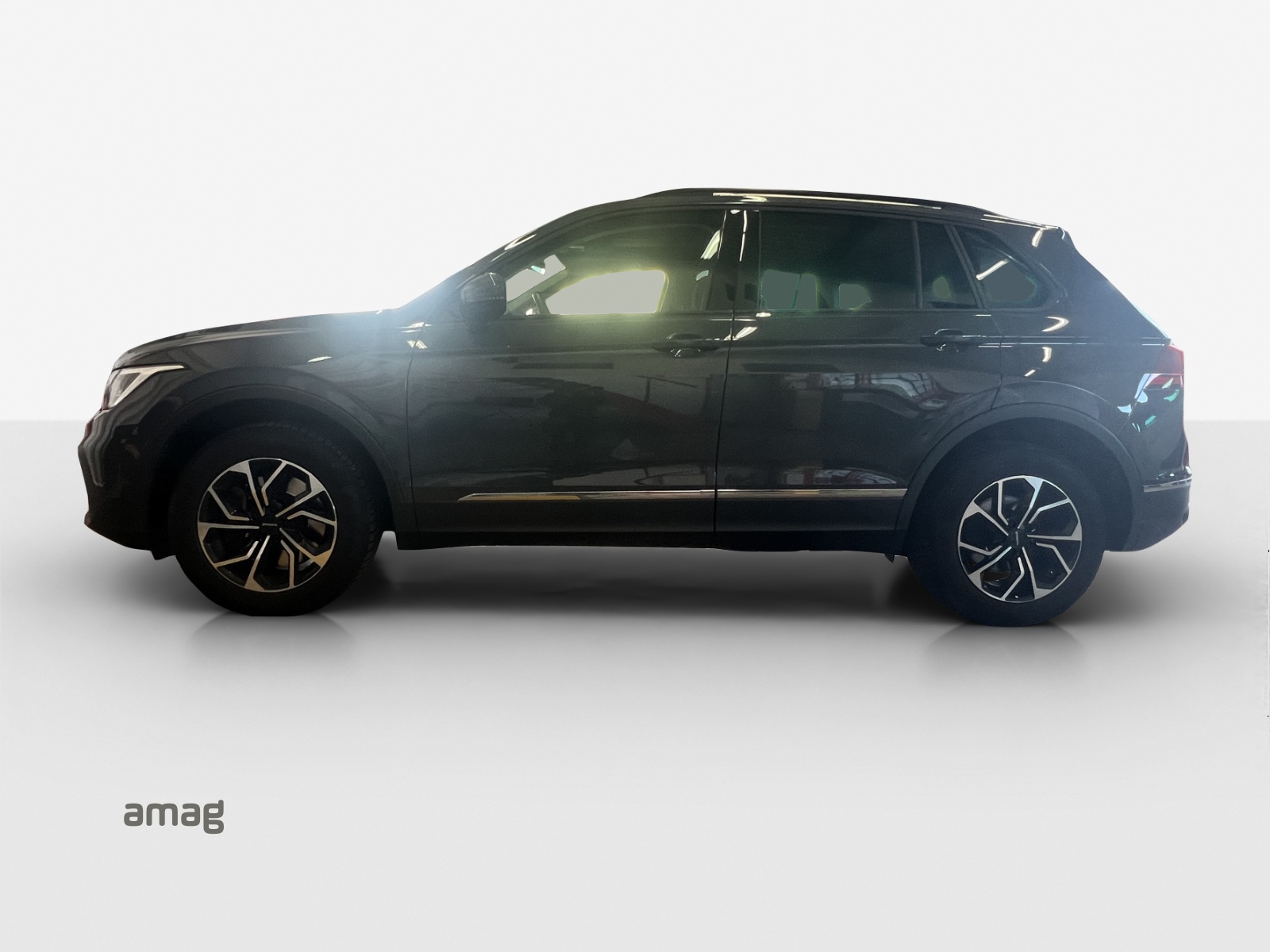 VW Tiguan 2.0TSI Life 4Motion DSG-image-1