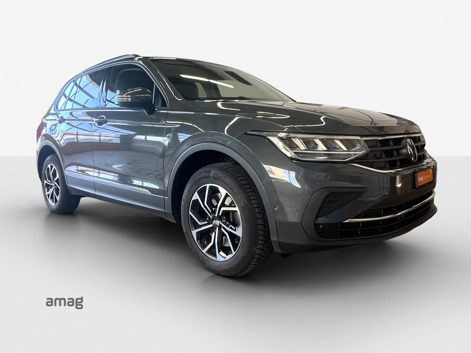 VW Tiguan 2.0TSI Life 4Motion DSG-image-5