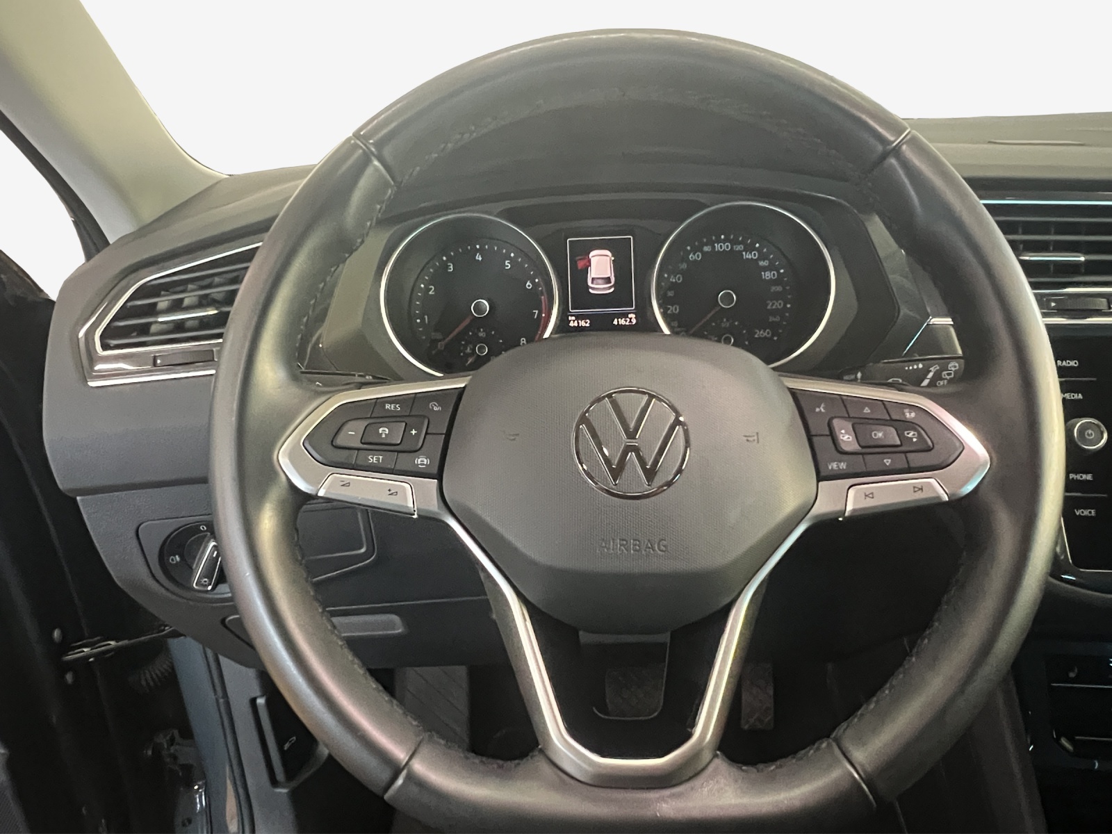 VW Tiguan 2.0TSI Life 4Motion DSG-image-9
