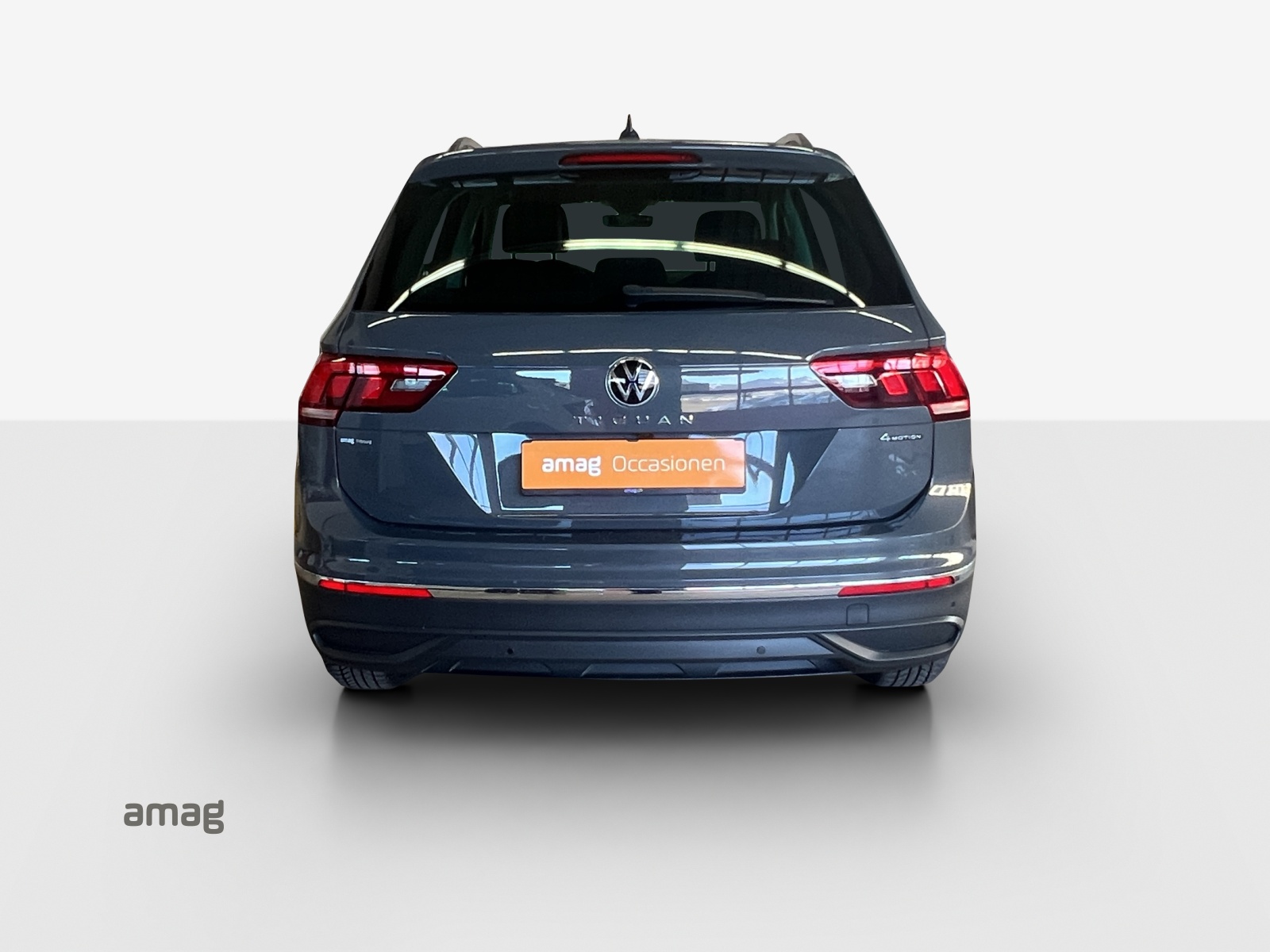 VW Tiguan 2.0TSI Life 4Motion DSG-image-3