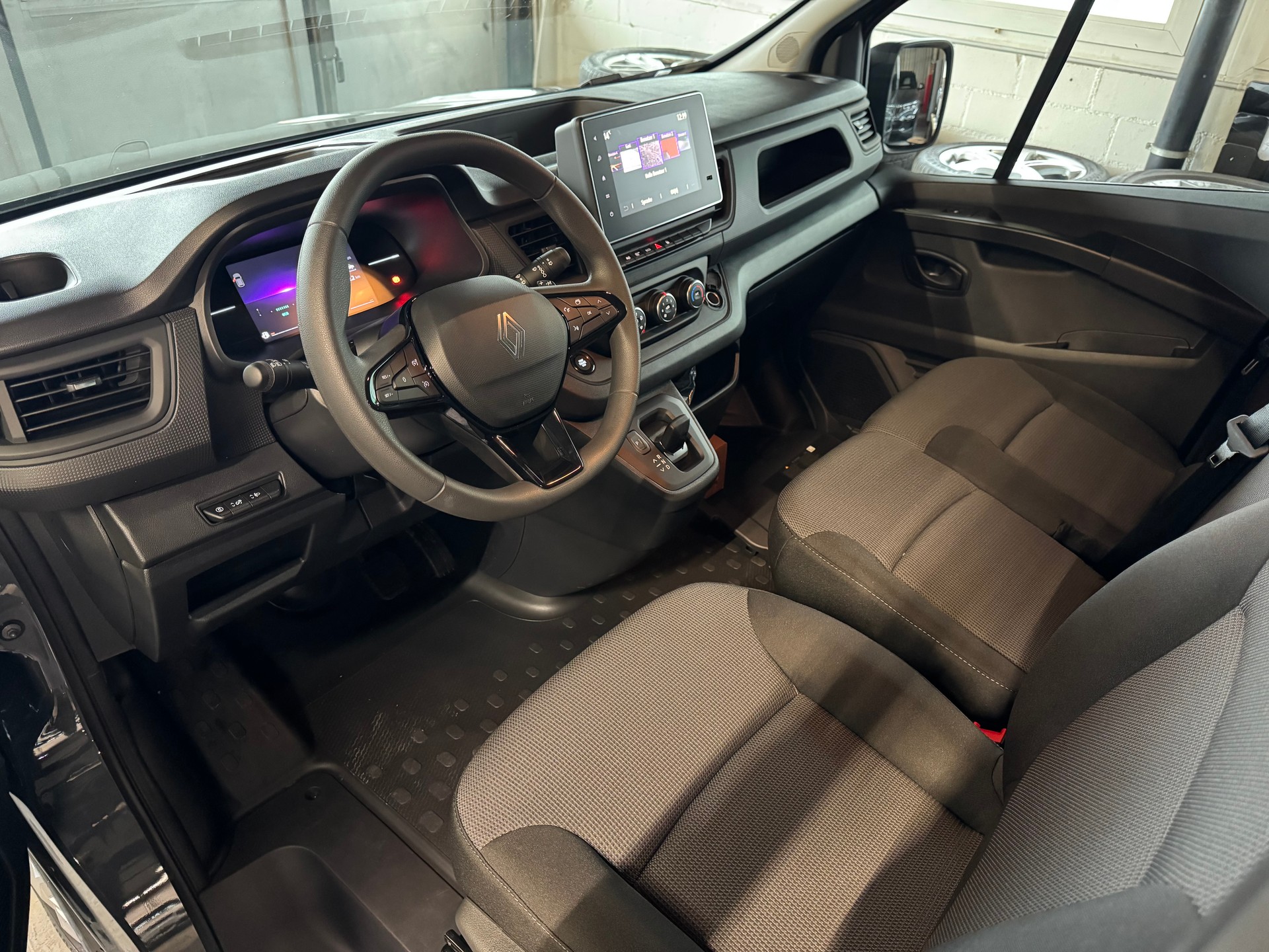 RENAULT Trafic Kastenwagen Advance KW L1H1 2.0 Blue dCi 150 EAG9 E Ntzl.-image-11
