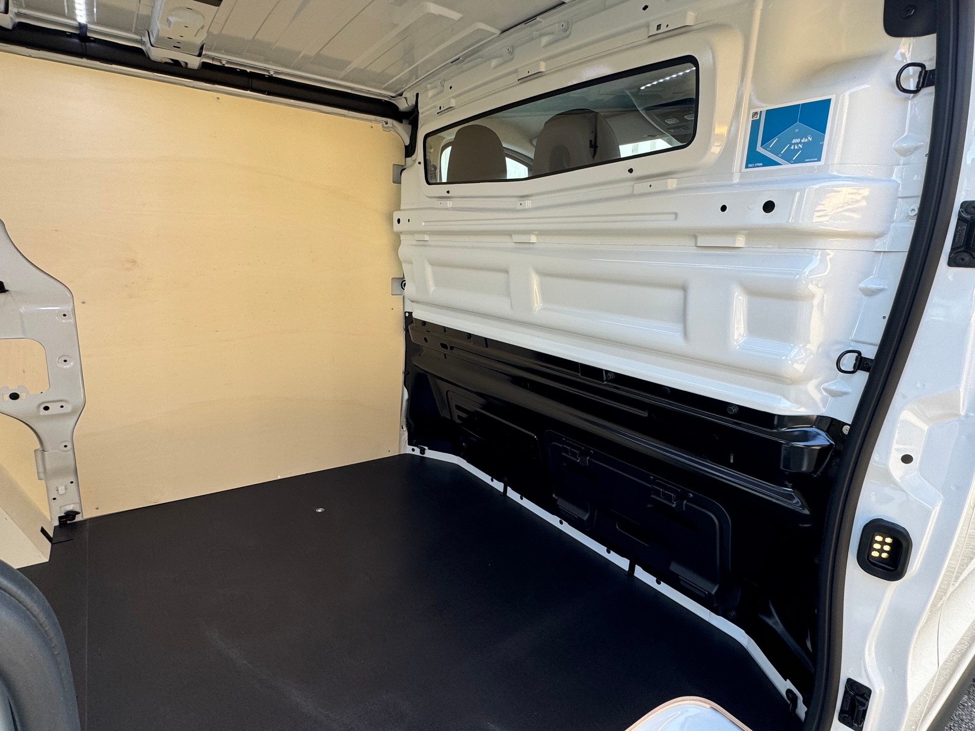 RENAULT Trafic Kastenwagen Advance KW L1H1 2.0 Blue dCi 150 EAG9 E Ntzl.-image-8