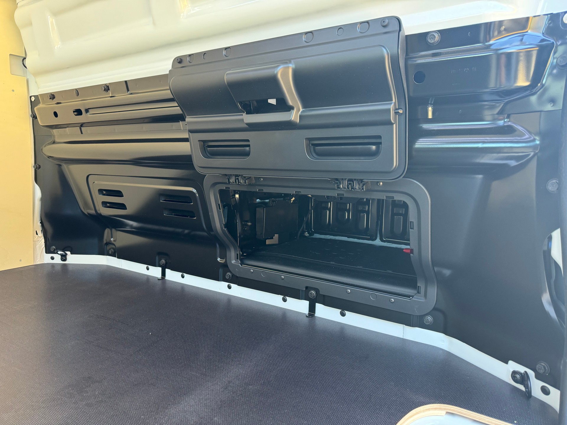 RENAULT Trafic Kastenwagen Advance KW L1H1 2.0 Blue dCi 150 EAG9 E Ntzl.-image-9