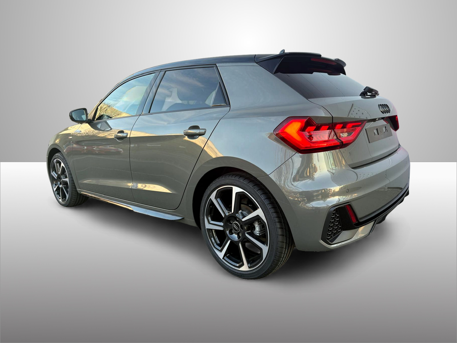 AUDI A1 Sportback 30 TFSI S Line Attraction S-tronic-image-12