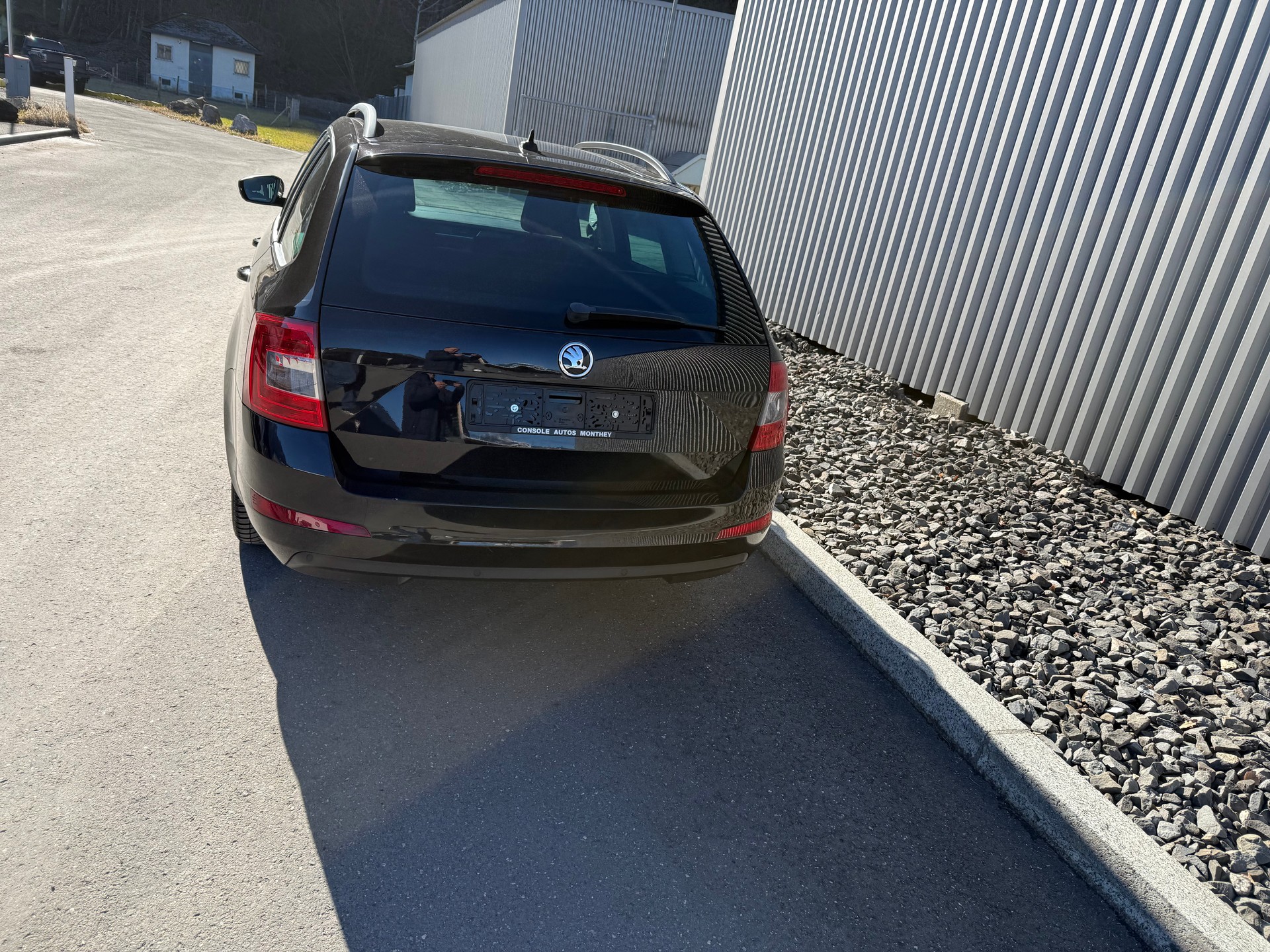 SKODA Octavia Combi 2.0 TDI Ambition 4x4-image-3