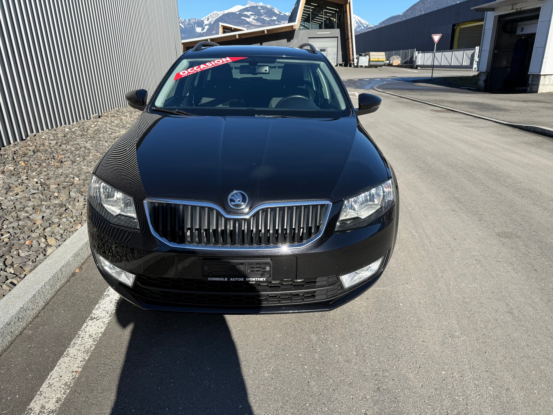 SKODA Octavia Combi 2.0 TDI Ambition 4x4-image-4