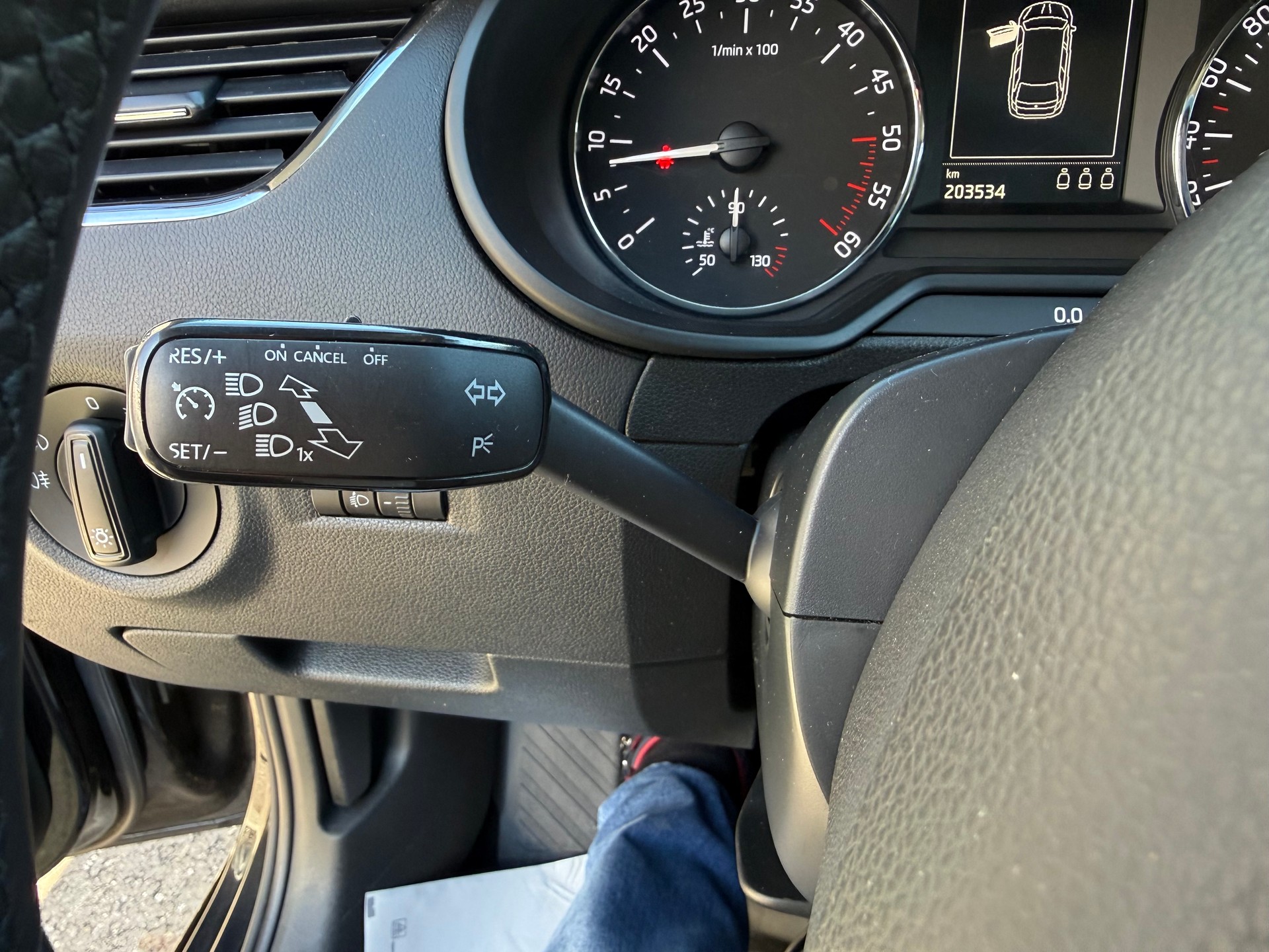 SKODA Octavia Combi 2.0 TDI Ambition 4x4-image-21