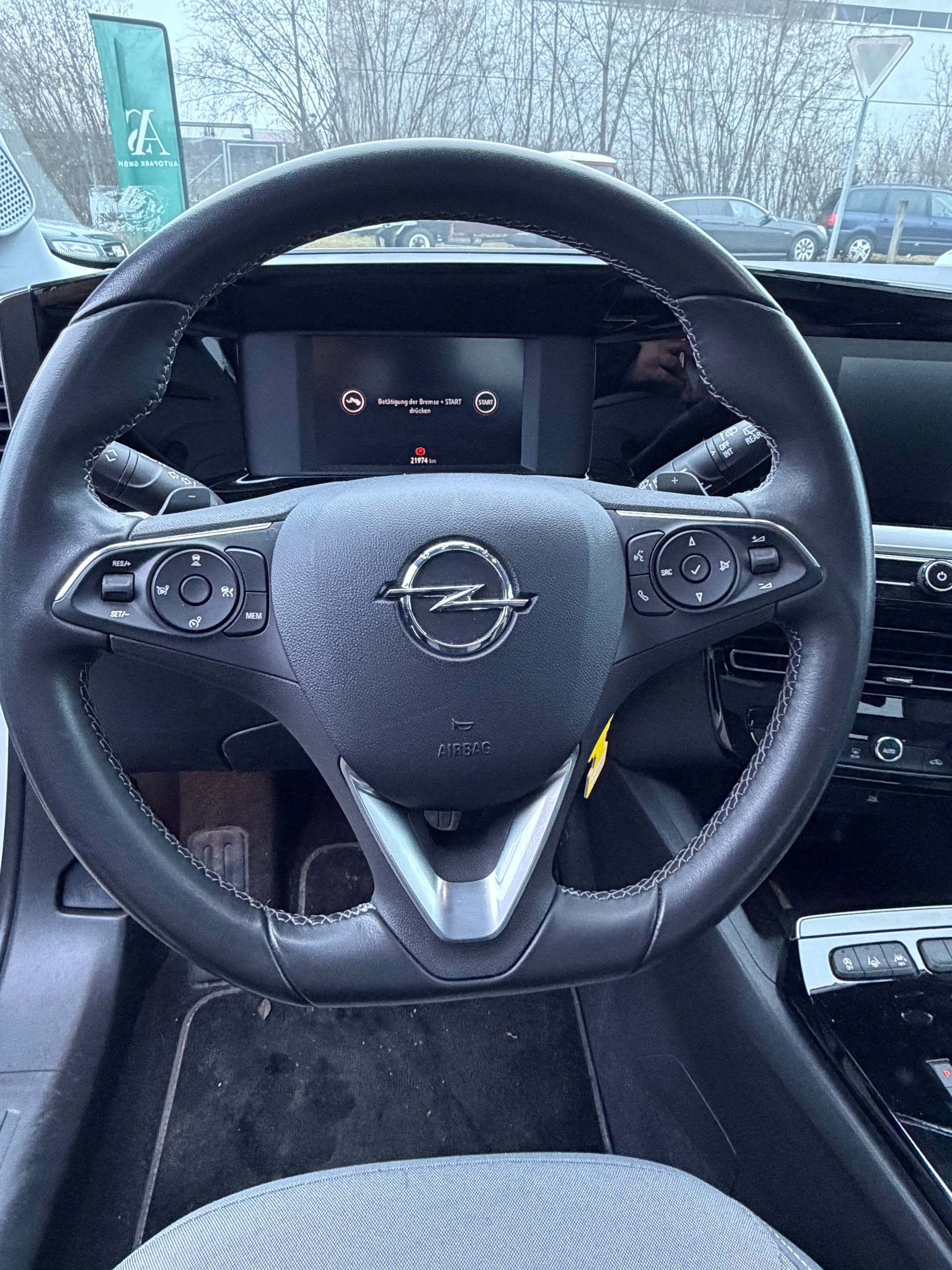 OPEL Mokka 1.2 Direct Injection Turbo Elegance Aut.-image-11