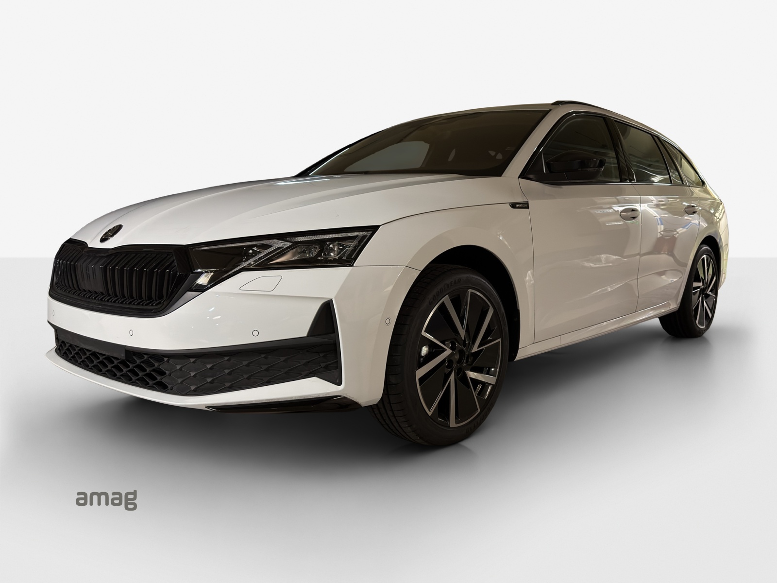 SKODA Octavia Combi 1.5 TSI mHEV DSG Sport Line-image-0