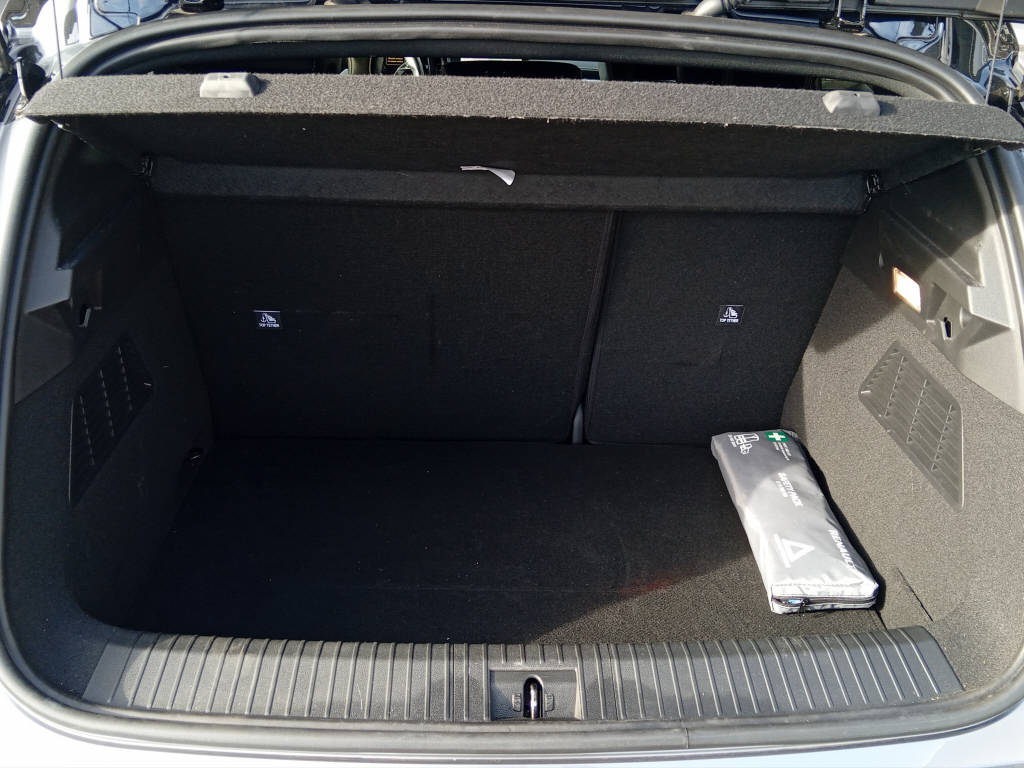 RENAULT Megane-image-6
