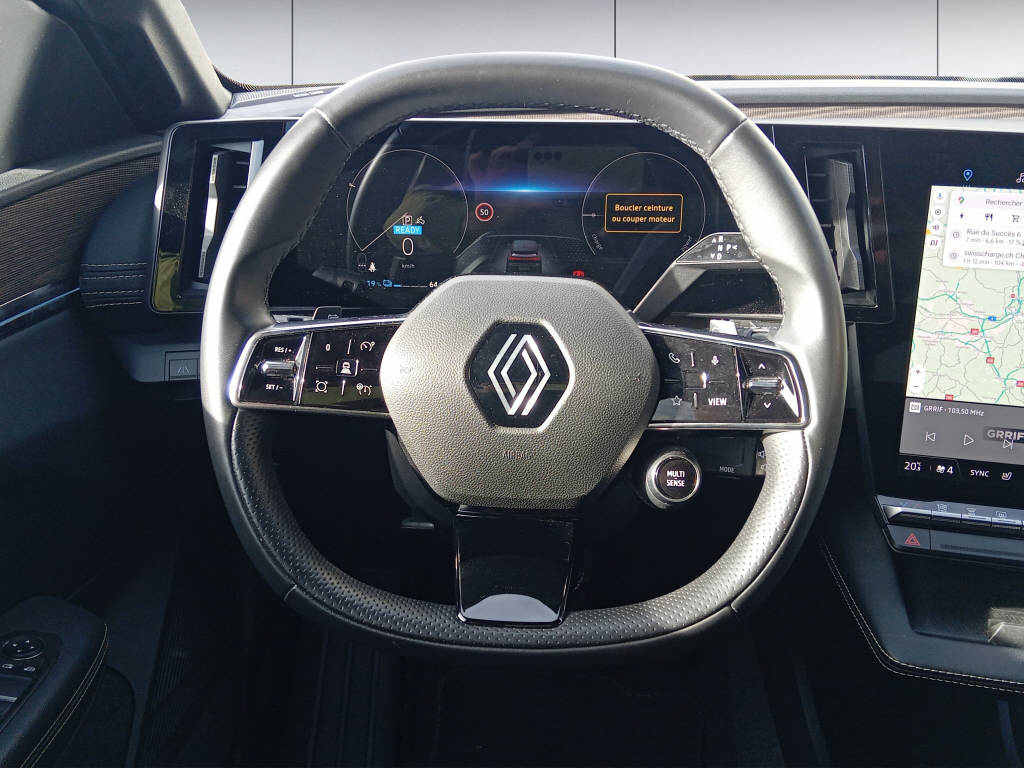 RENAULT Megane-image-11
