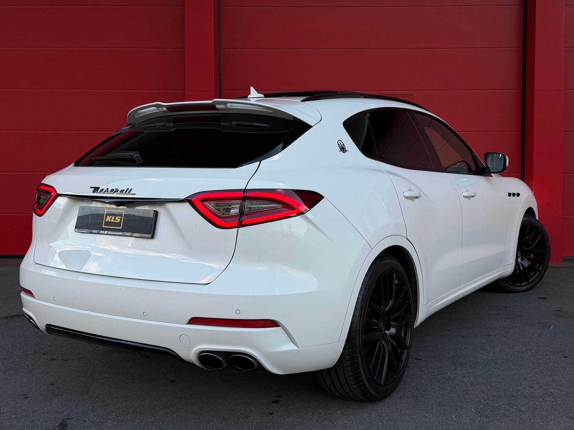 MASERATI Levante S 3.0 V6 GranSport Automatica *CH-Fahrzeug* *Crochet d'attelage*-image-3