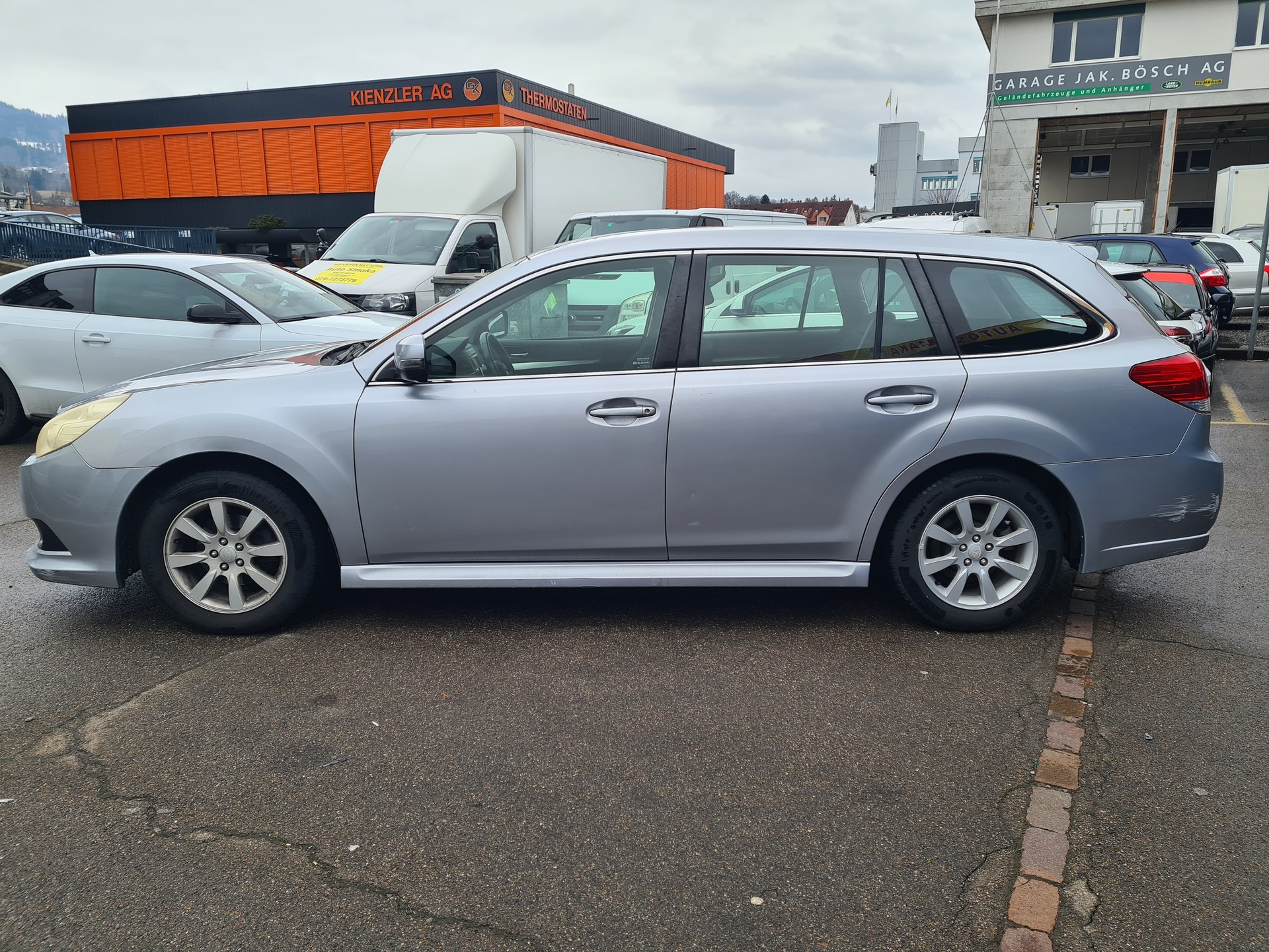 SUBARU Legacy 2.0i Limited AWD Lineartronic-image-3