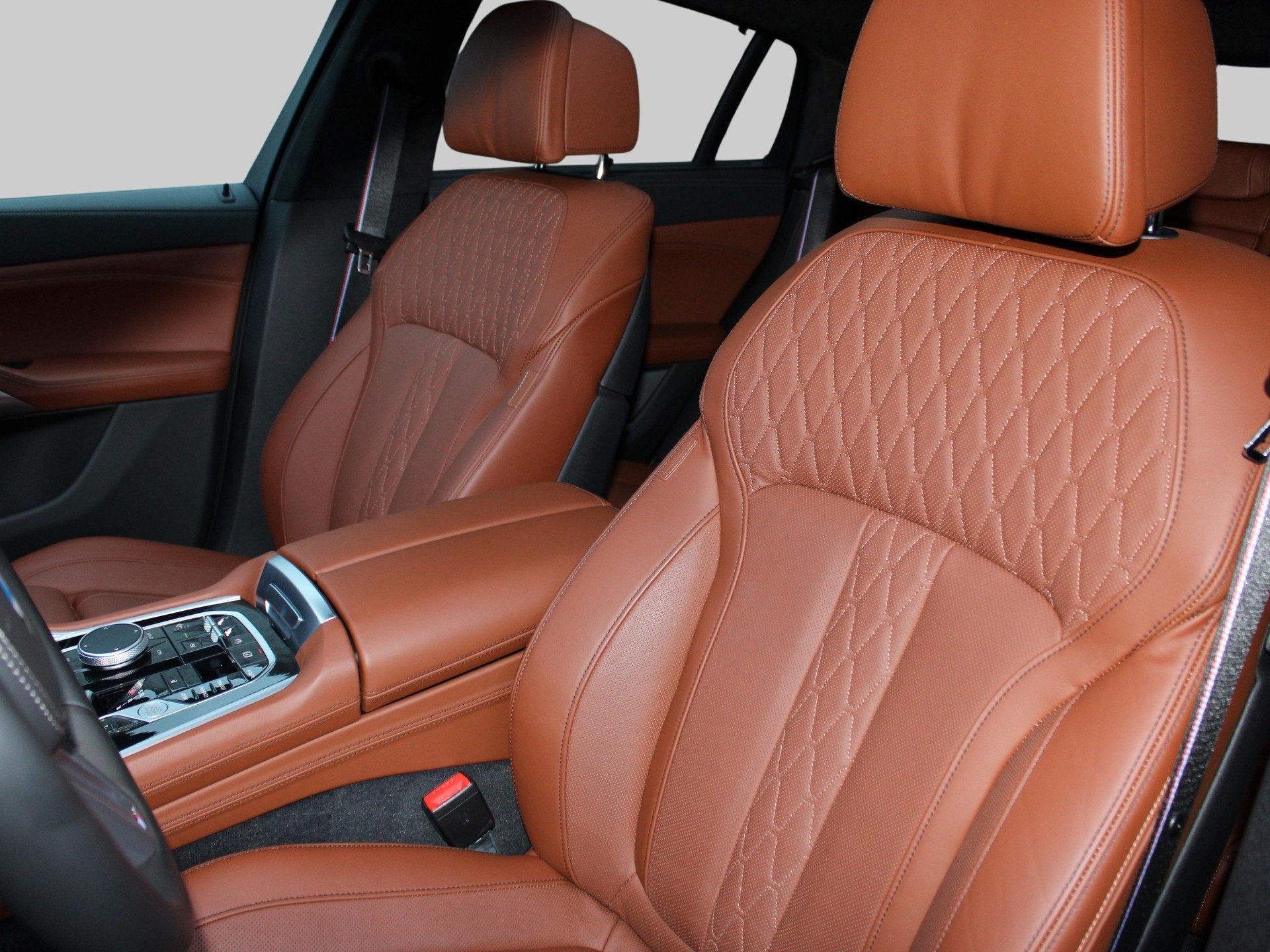 BMW X6 xDr48V 40i M Sport Pro-image-19