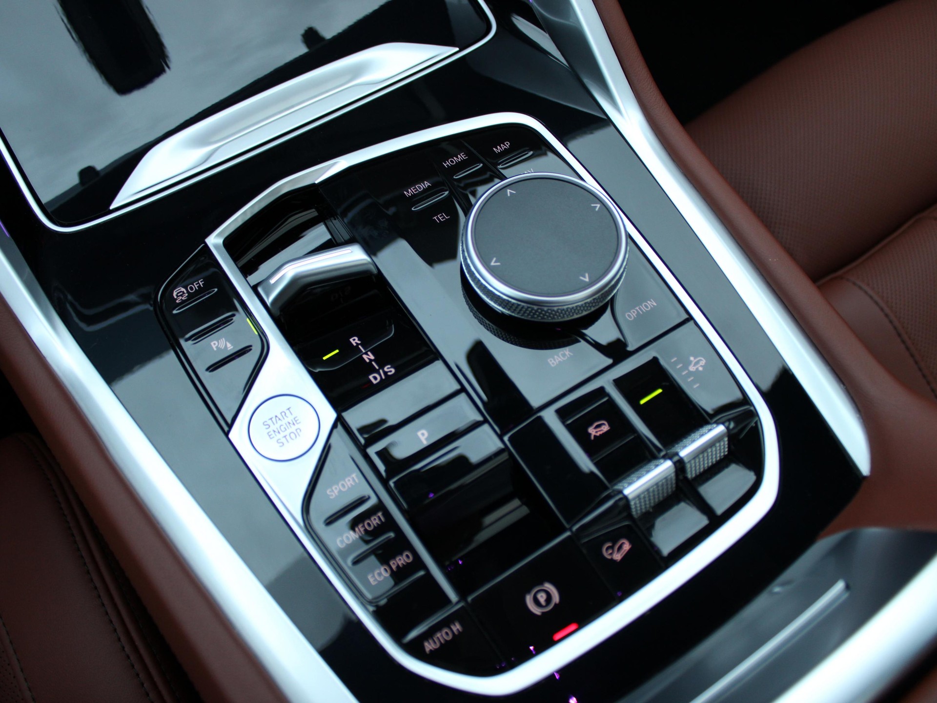 BMW X6 xDr48V 40i M Sport Pro-image-14