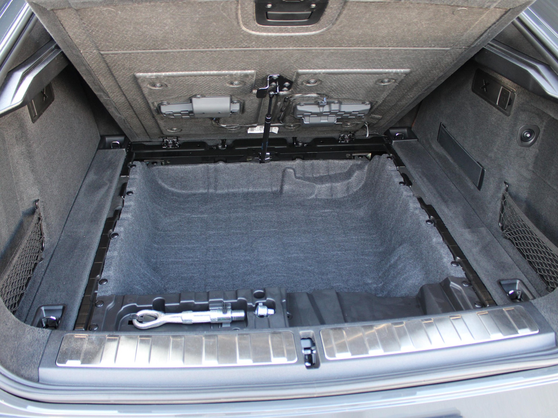 BMW X6 xDr48V 40i M Sport Pro-image-13