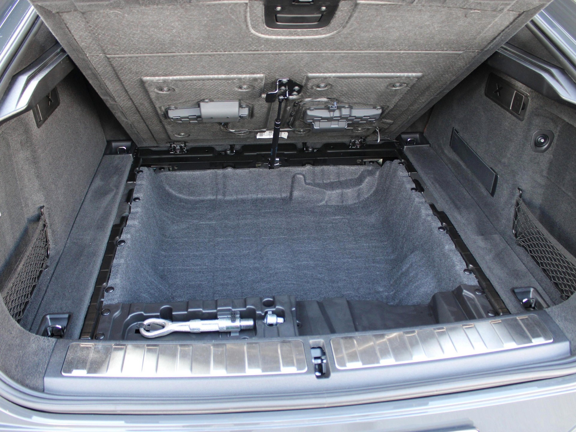 BMW X6 xDr48V 40i M Sport Pro-image-8