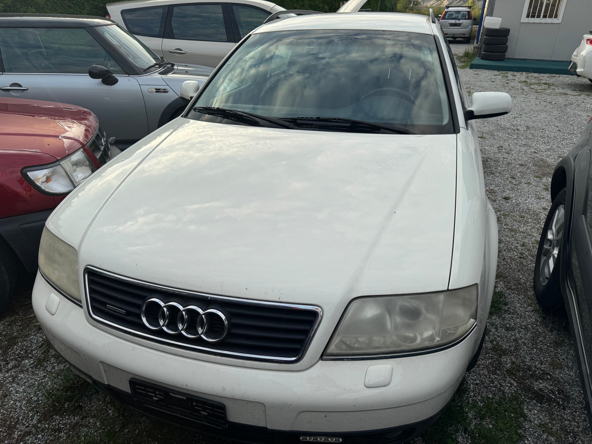 AUDI A6 Avant 2.8 quattro Advance