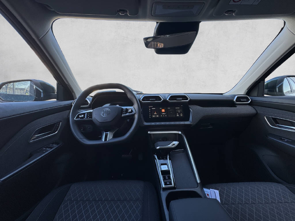 MG ZS 1.5 Hybrid+ Standard-image-8