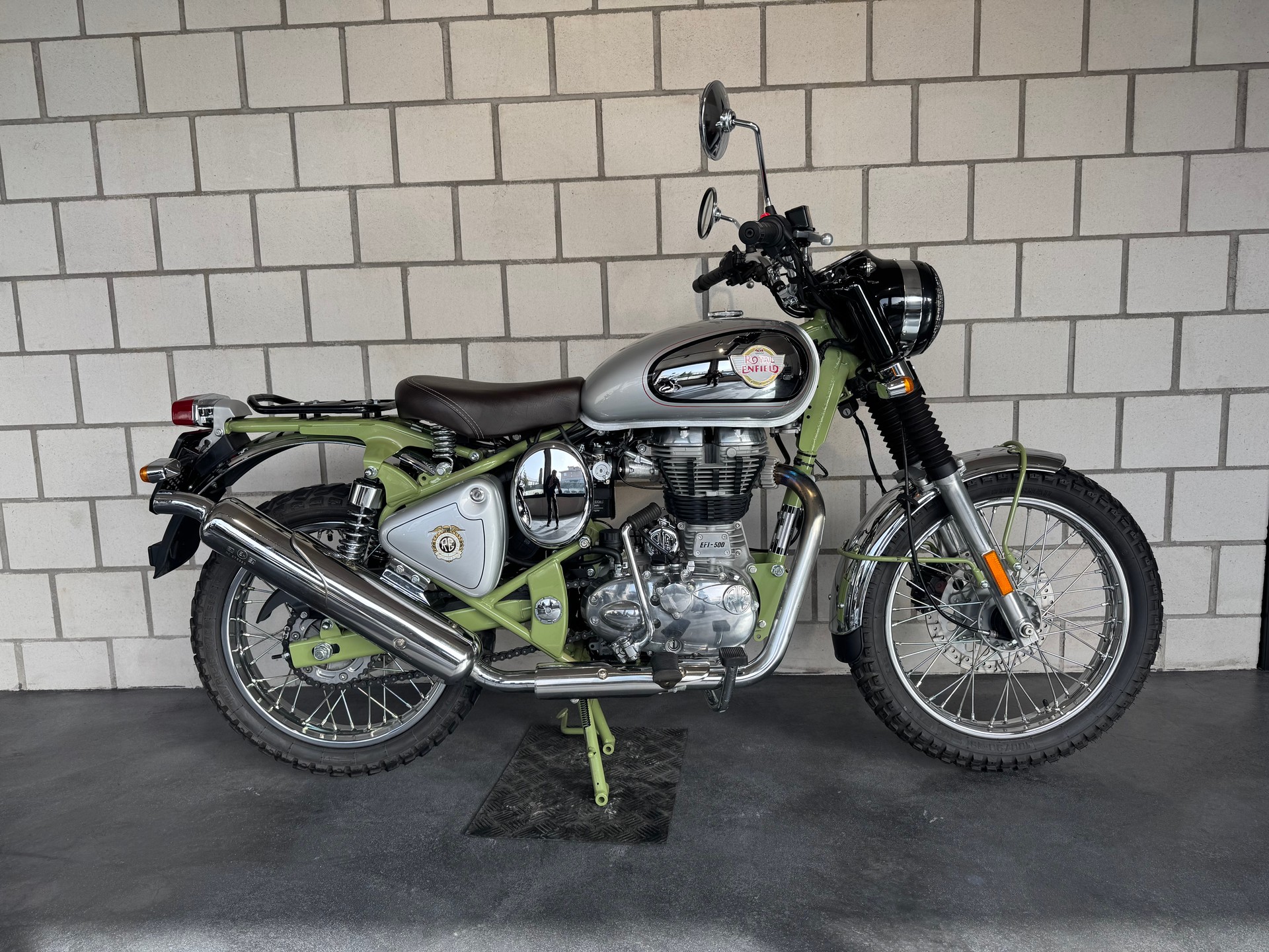 ROYAL ENFIELD Bullet Trial 500