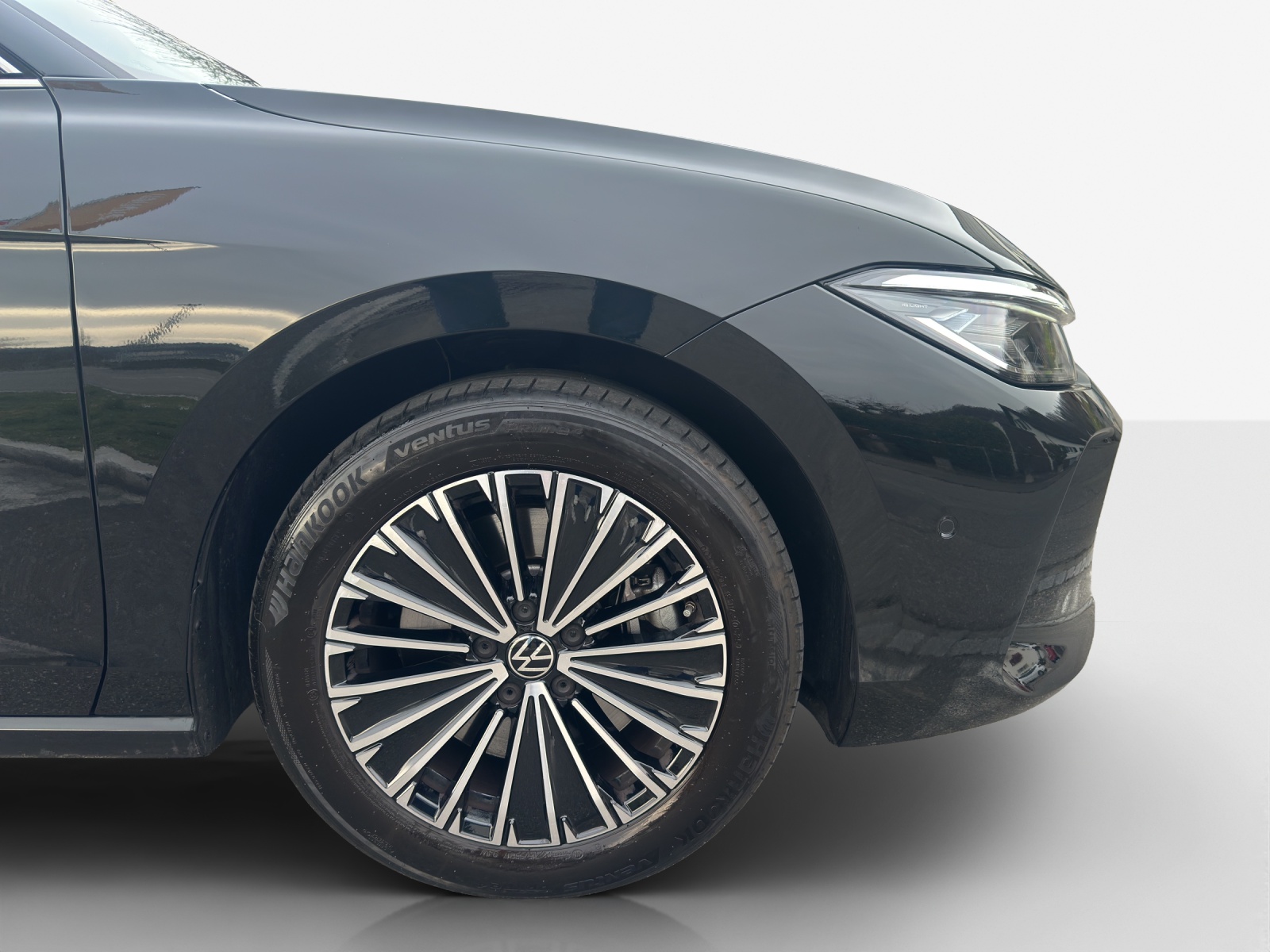 VW Passat Variant 2.0 TDI evo Elegance 4 Motion DSG-image-14