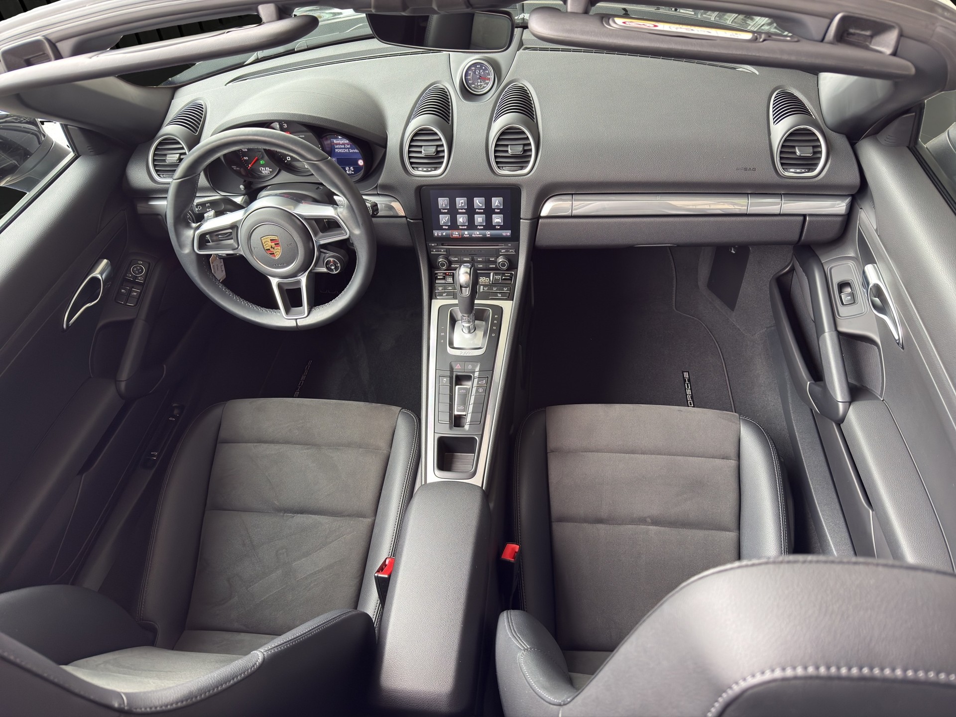 PORSCHE Boxster 718-image-12