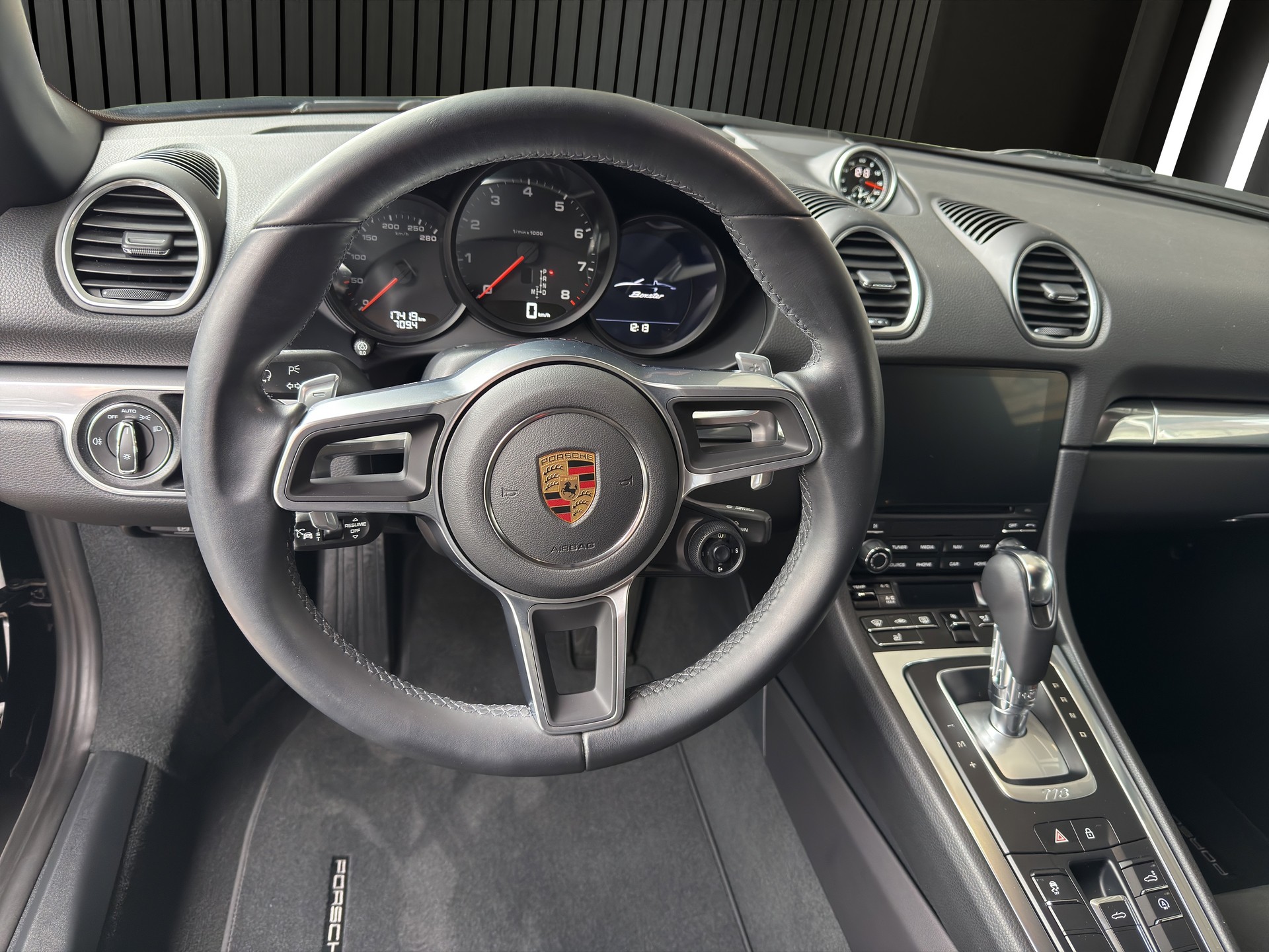 PORSCHE Boxster 718-image-11