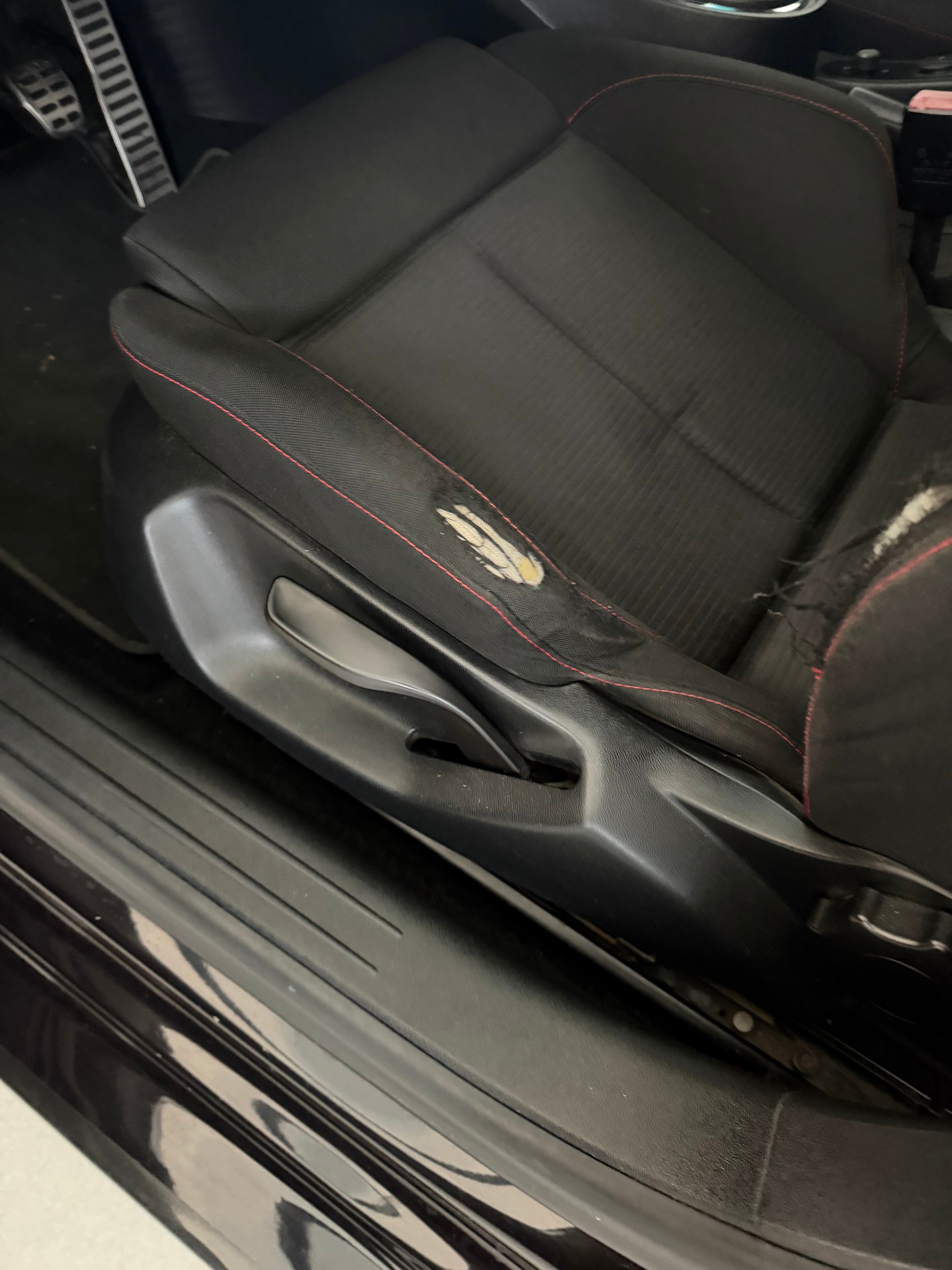 SEAT Leon 2.0 TSI Cupra-image-11