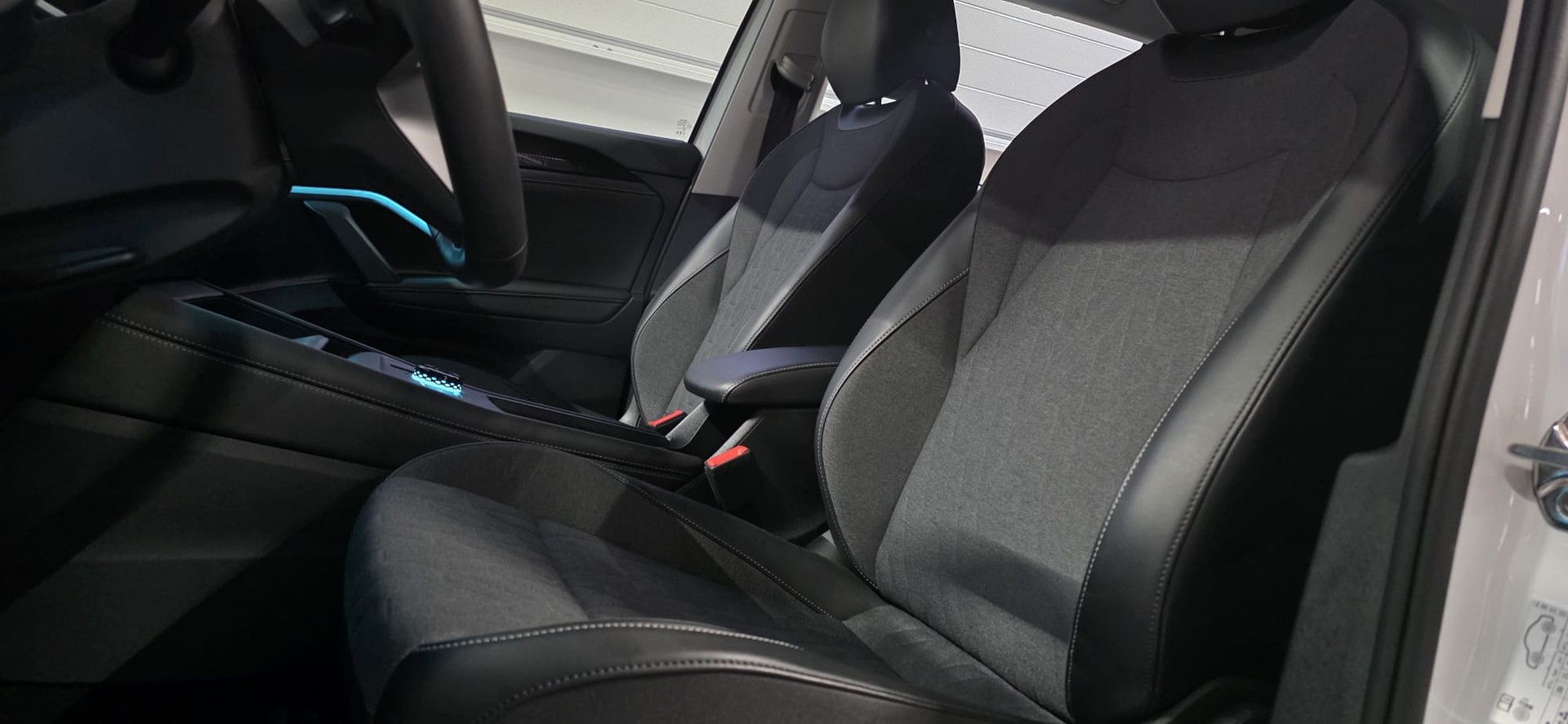 VW Tayron 1.5 TSI evo2 mHEV Life DSG *7-Sitzer*360°Kamera*Lenkradheizung*ACC*-image-9