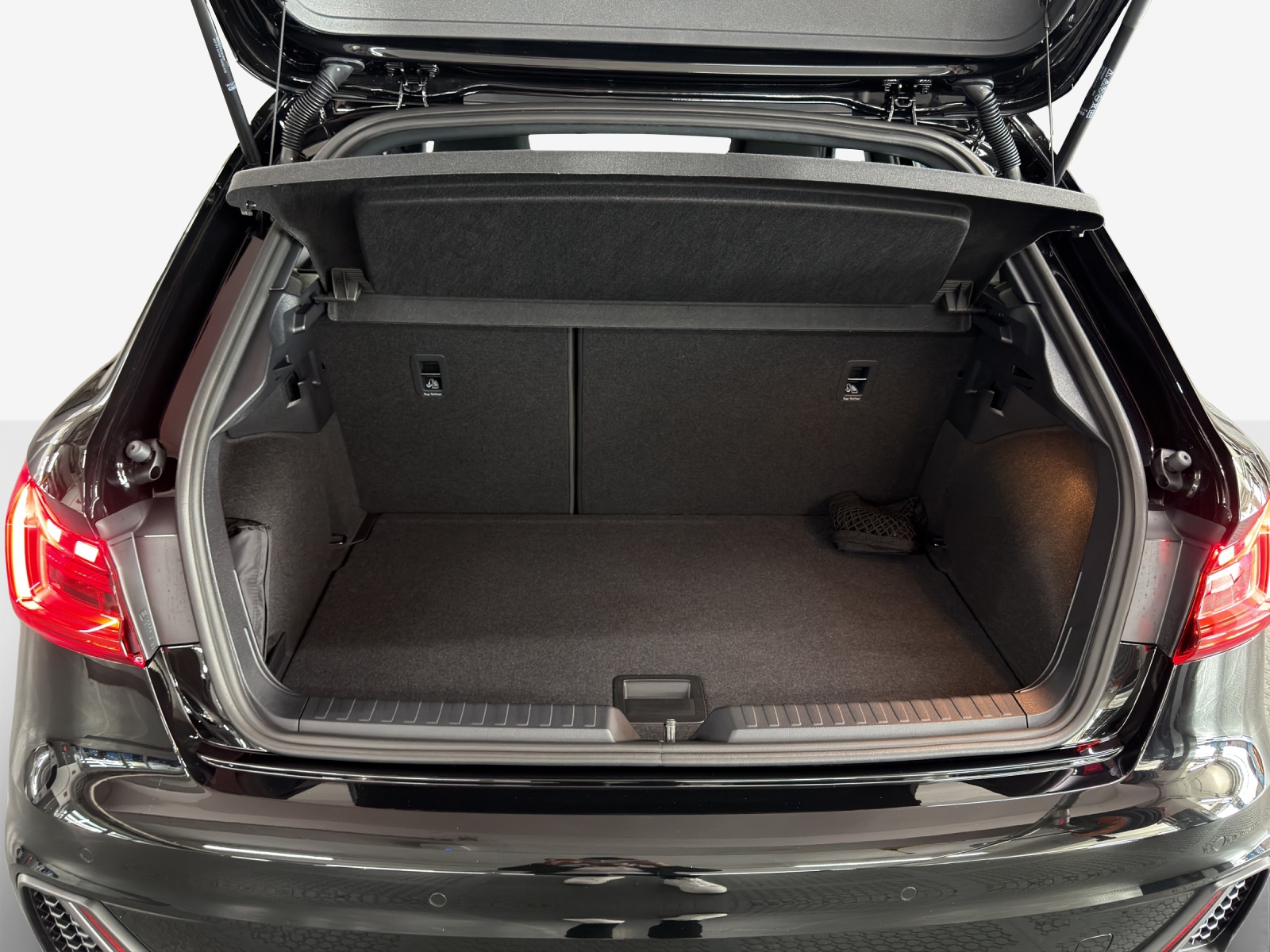 AUDI A1 Sportback 35 TFSI S Line S-tronic-image-12