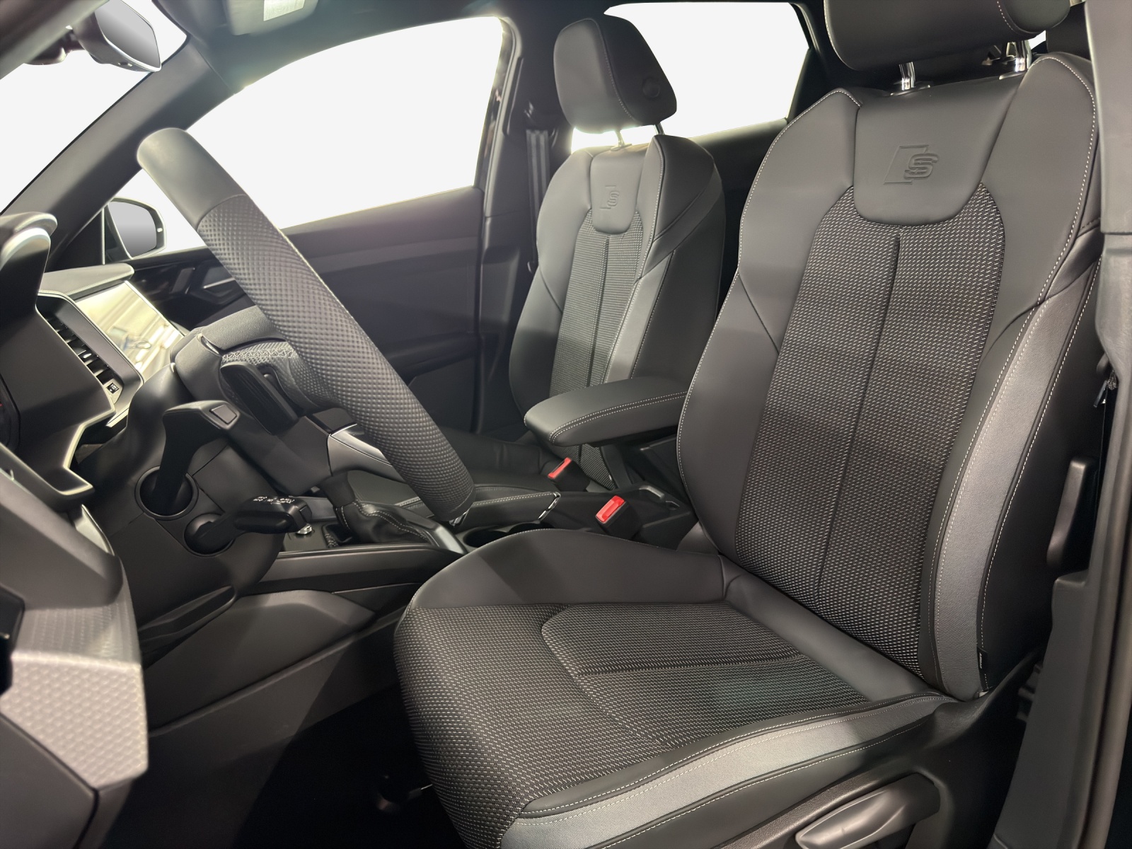 AUDI A1 Sportback 35 TFSI S Line S-tronic-image-7