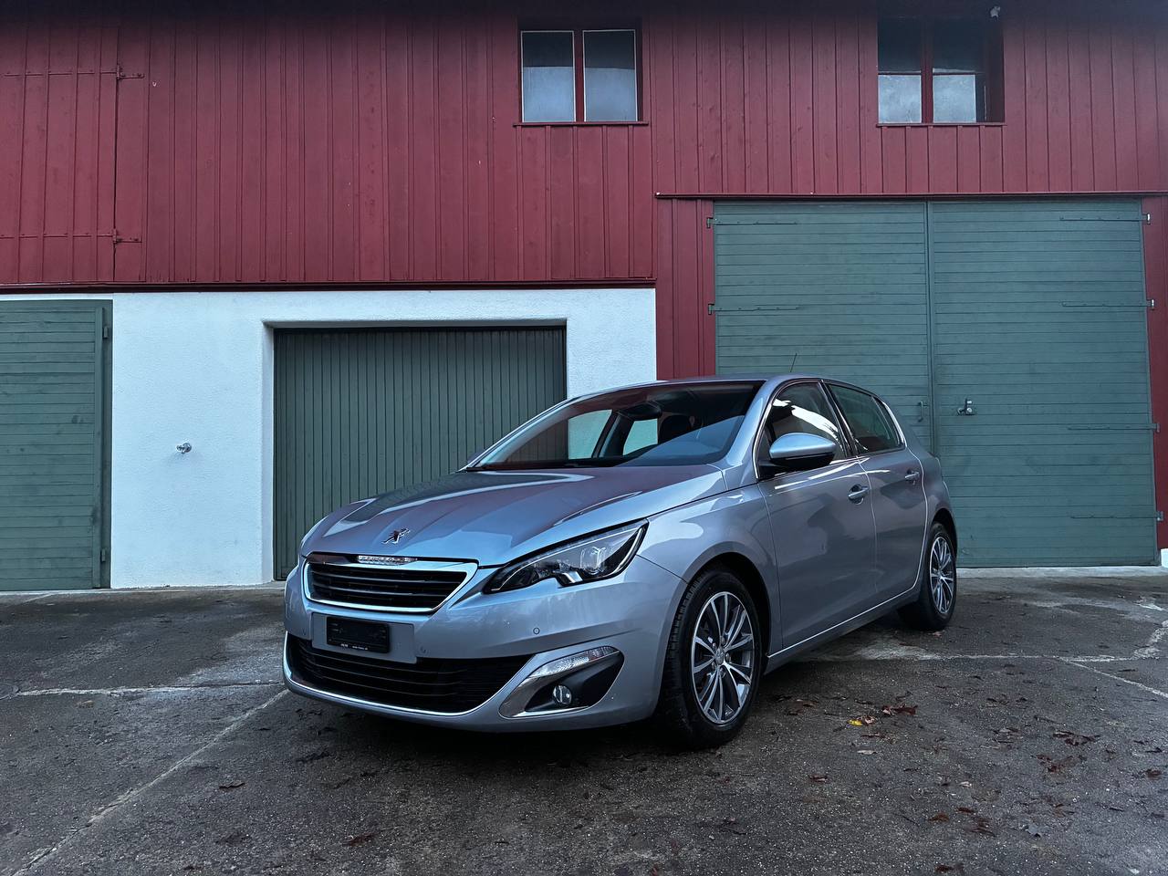 PEUGEOT 308 1.2 THP Active Automatic