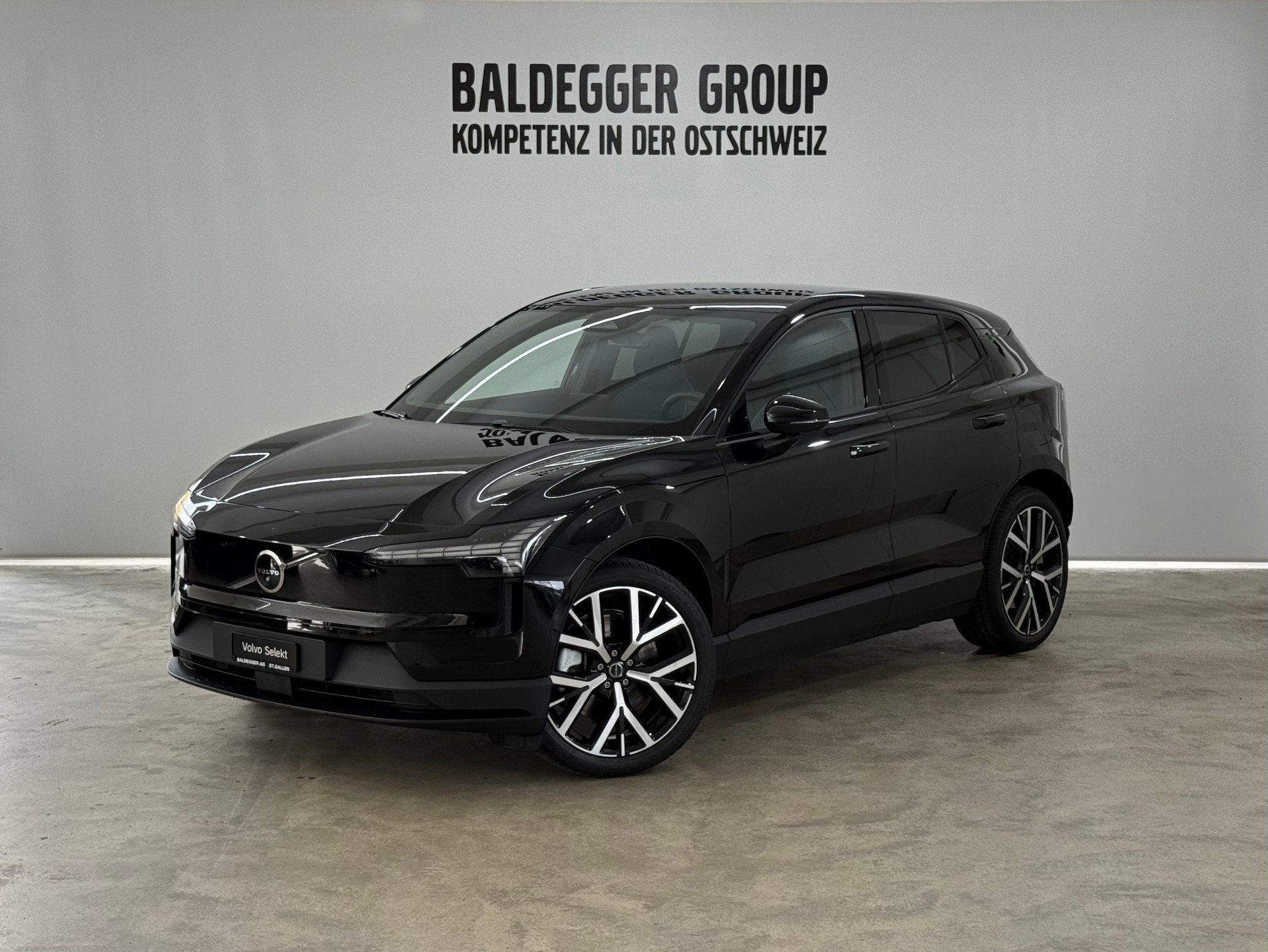 VOLVO EX 30 E60 Twin Ultra Performanc-image-0
