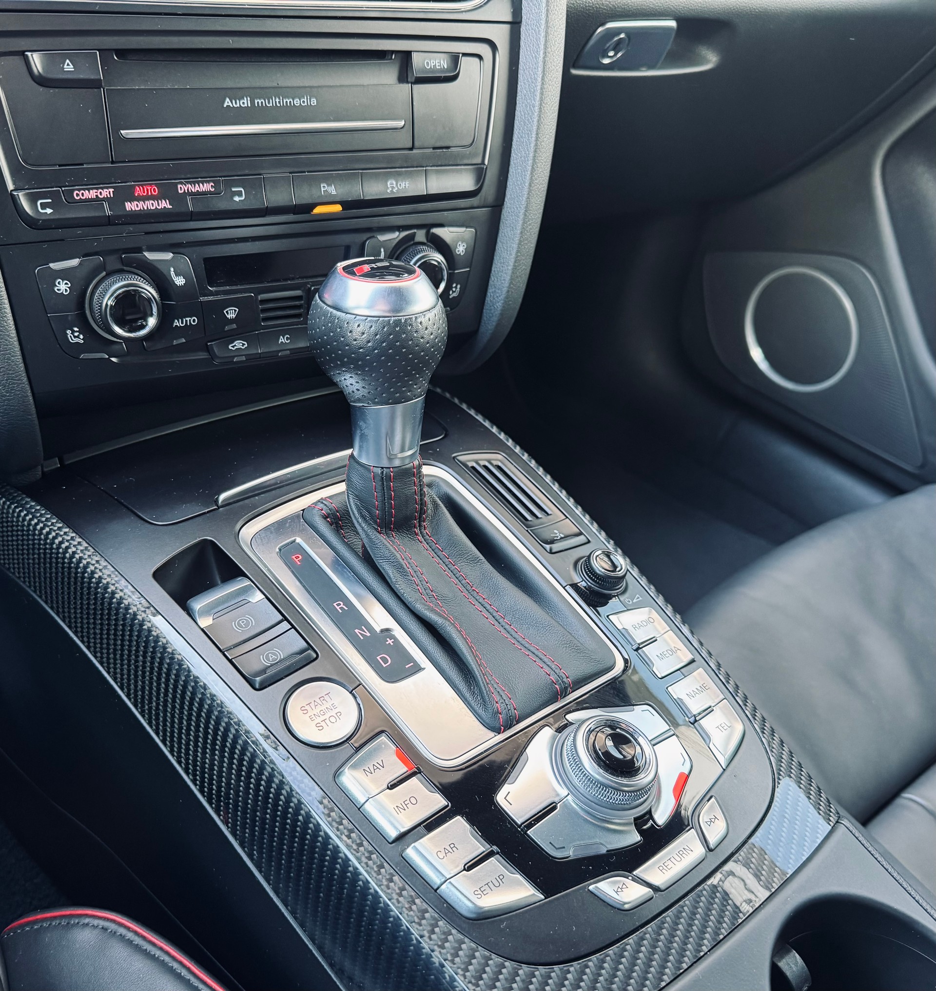 AUDI RS5 Coupé 4.2 FSI quattro S-tronic-image-17
