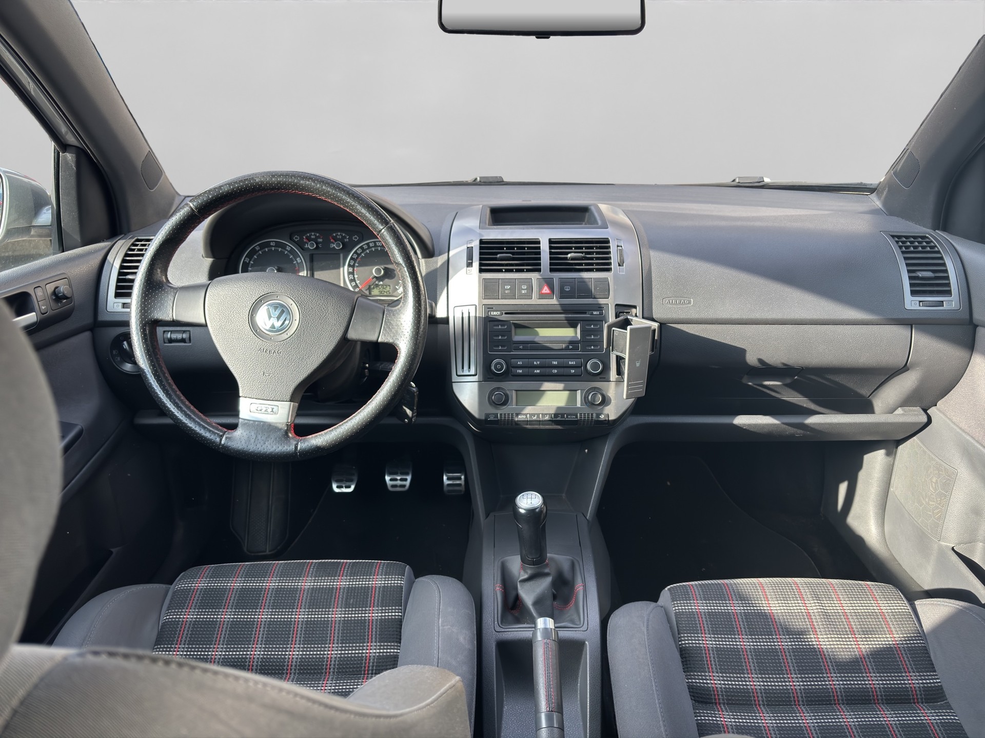 VW Polo 1.8 20V Turbo GTI-image-10