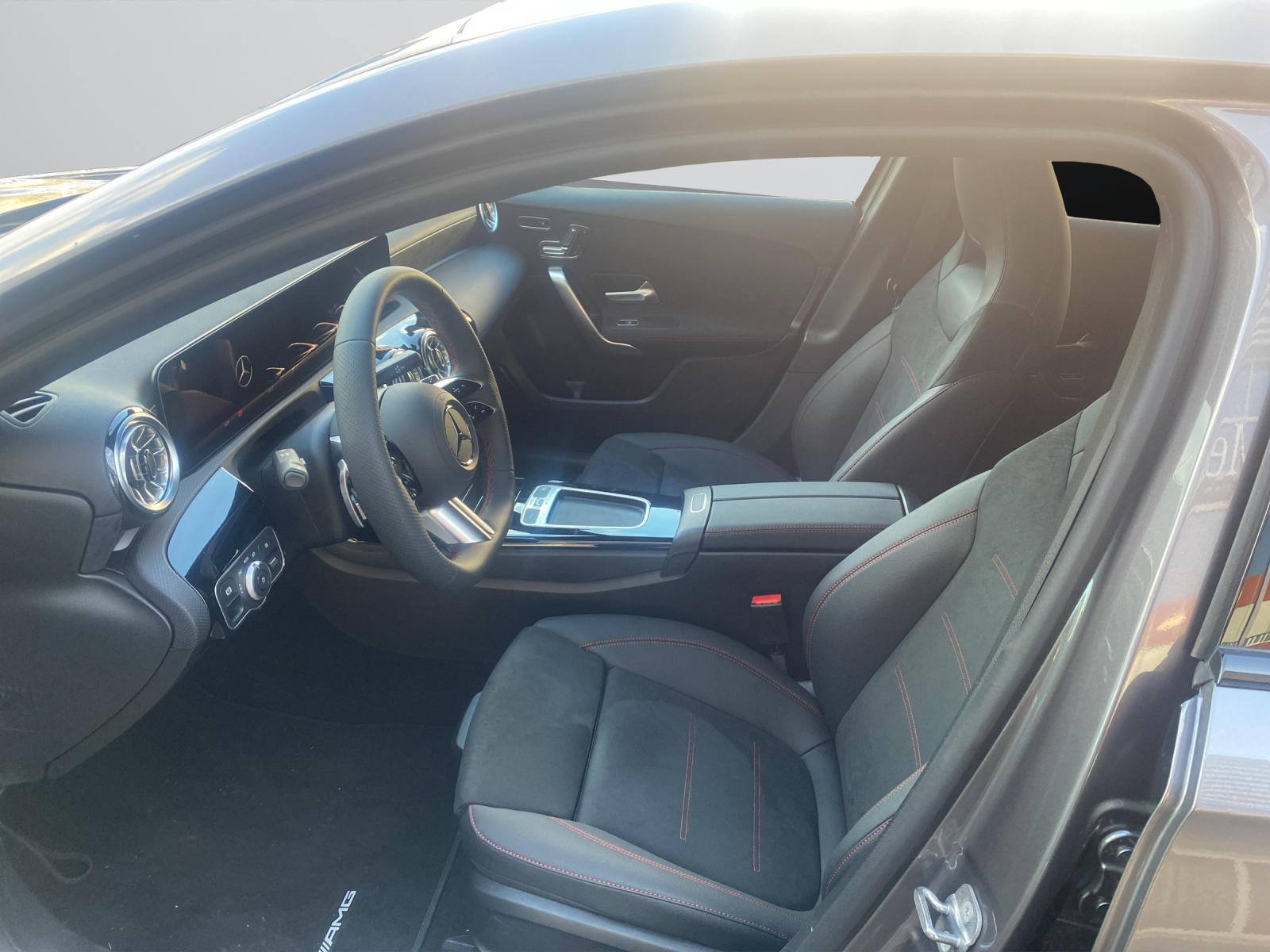 MERCEDES-BENZ A 250 4Matic 8G-DCT-image-7